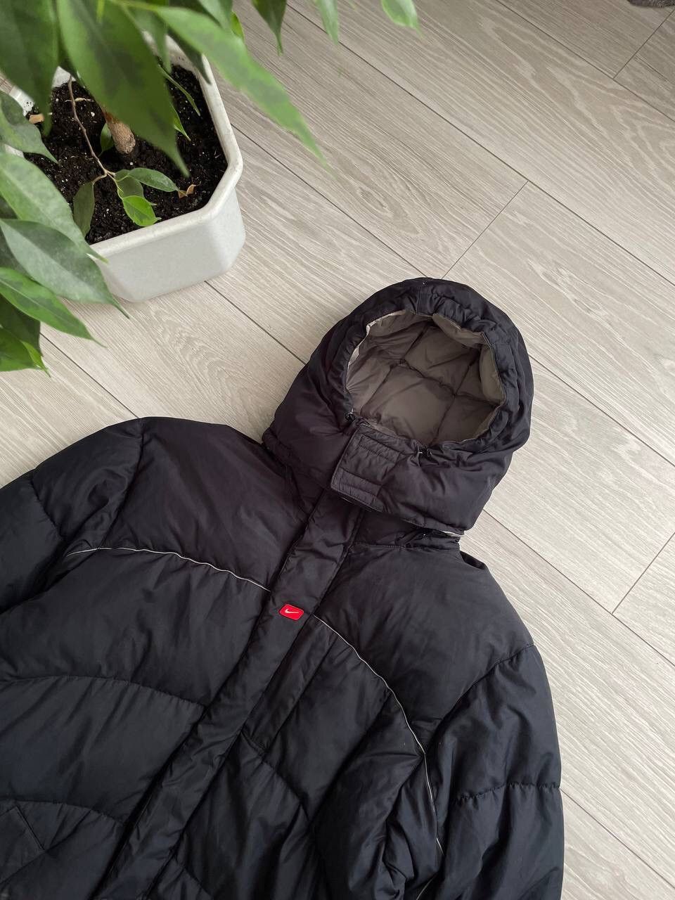 Nike × Vintage Vintage Nike Center Logo Swoosh Puffer Down Jacket Size US M / EU 48-50 / 2 - 2 Thumbnail