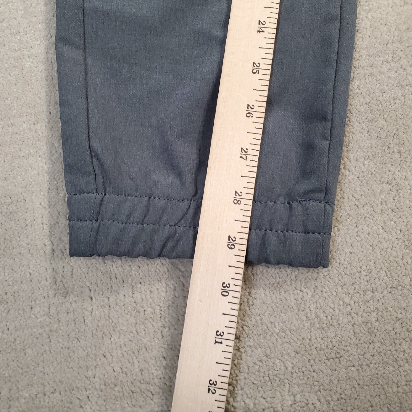 Uniqlo Uniqlo Pants Mens L Gray Easy Performance Stretch Drawstring Casual Chino Logo 34 Inseam 29 Straight Front May Include Pockets Regular Size Type Size US 34 / EU 50 - 5 Thumbnail