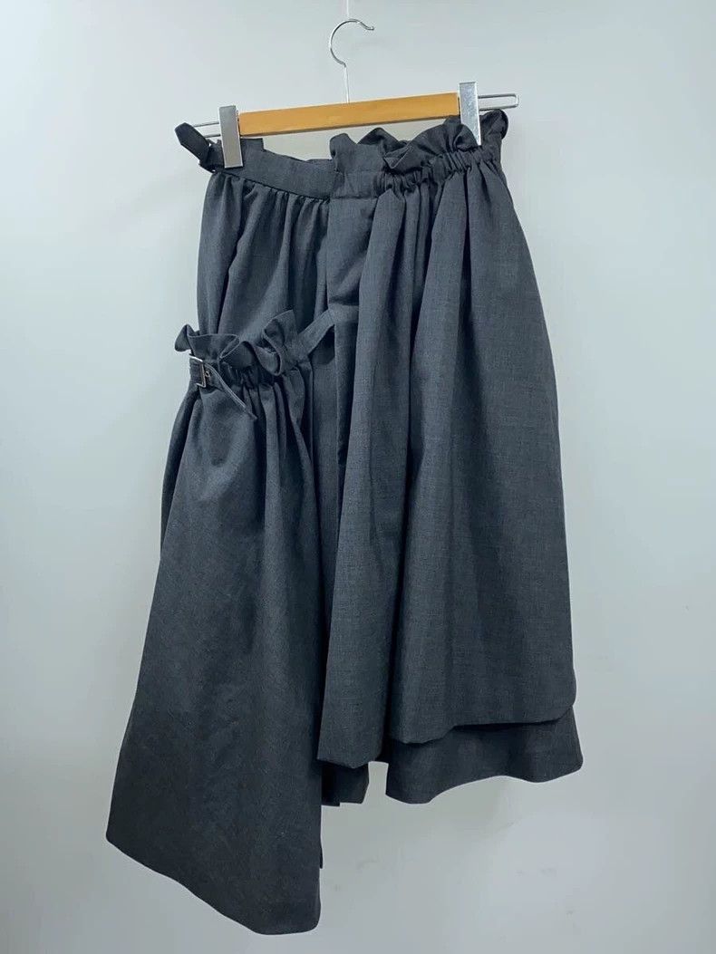 Comme des Garcons Comme des Garcons size XS Grey retro design sense overskir Size 23" - 2 Thumbnail