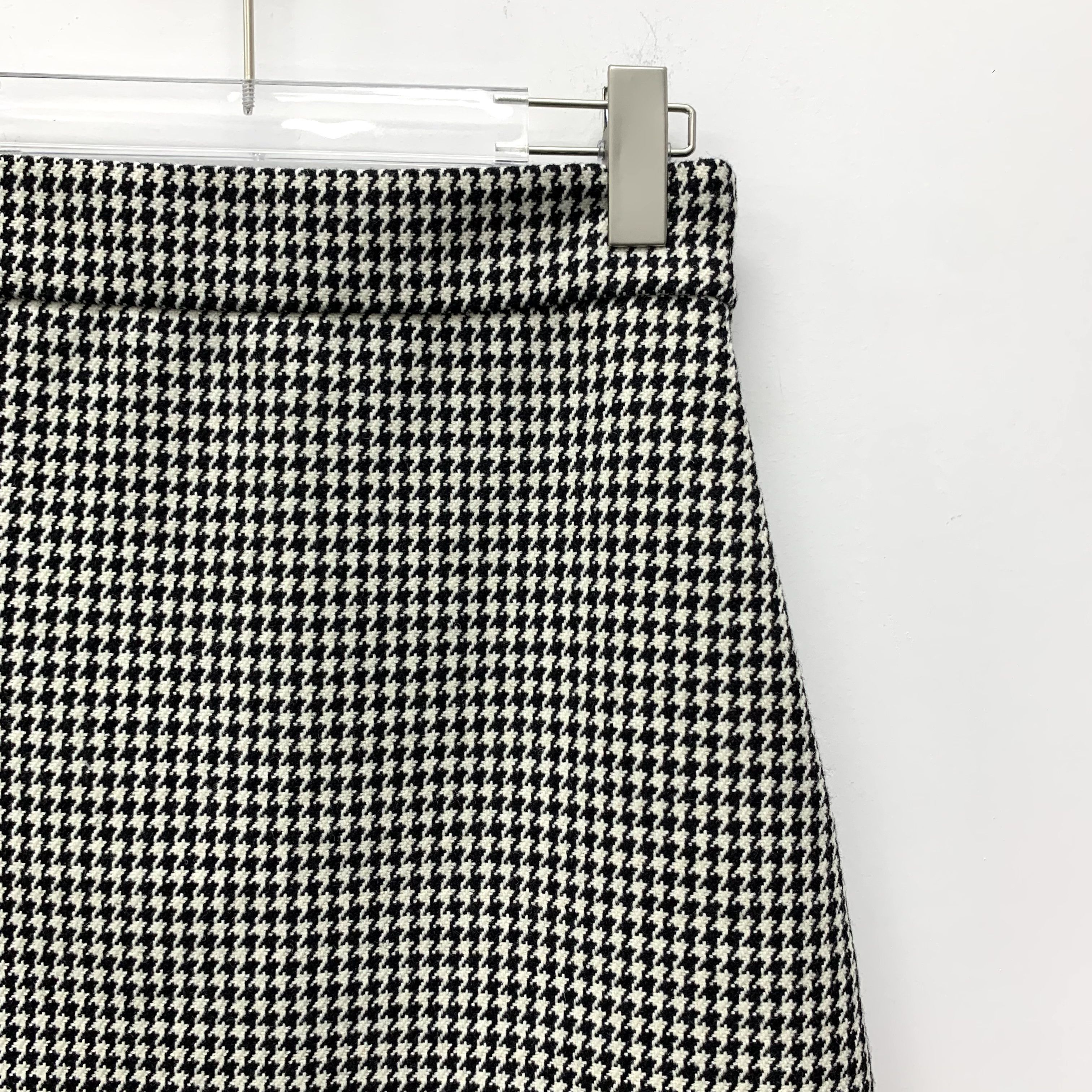 Dior Christian Dior Knit Skirt Colorblock Wool (Size S) Size 26" / US 2 / IT 38 - 7 Thumbnail
