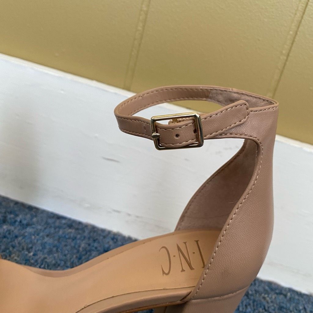 I.N.C INC International concepts women 7 tan open toe strap 3.5” h Size US 7 / IT 37 - 5 Thumbnail
