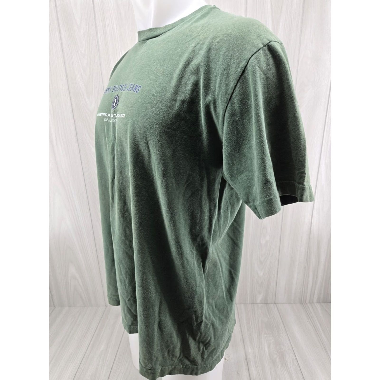 Tommy Hilfiger VINTAGE Tommy Hilfiger Jeans T-Shirt Mens Medium Green Made In USA Logo 90s Hippie All Seasons Adults Mens Size US M / EU 48-50 / 2 - 5 Thumbnail