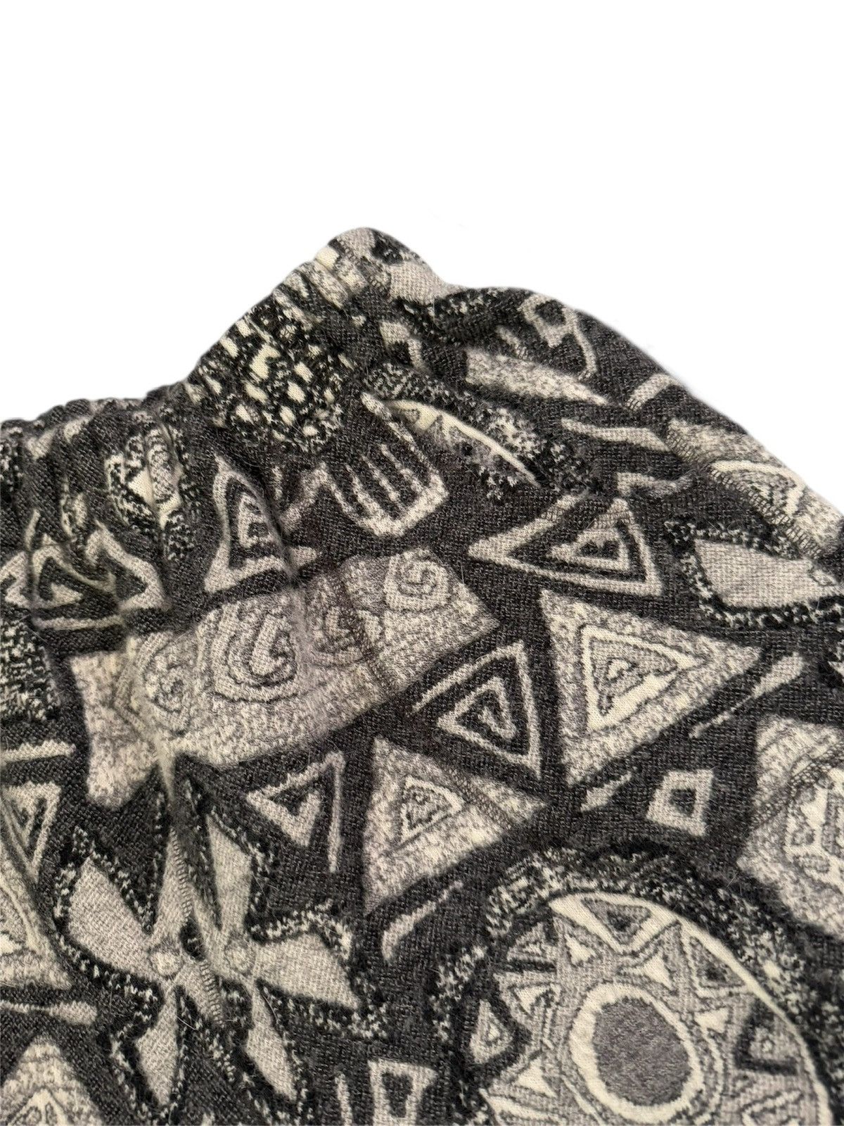 Japanese Brand LA’ BU GINZA WOOL SHORT PANTS Size US 26 / EU 42 - 4 Thumbnail