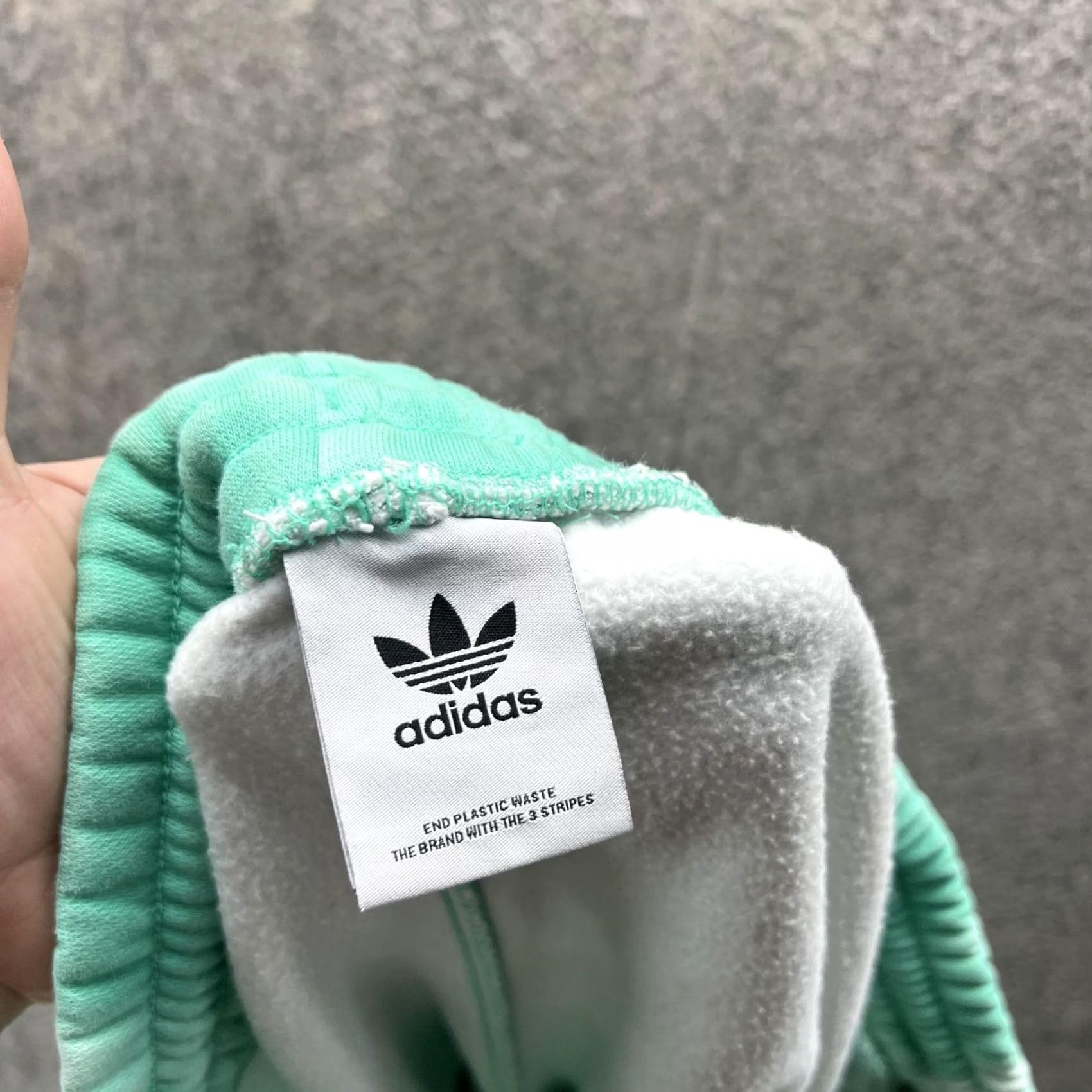 Adidas Adidas Shorts Men 2XL Teal Blue Tie Dye Fleece Elastic Waist Trefoil – Casual, Travel, Blue, 2XL, Regular Fit, Polyester, Inseam 7 in Size US 39 - 7 Thumbnail