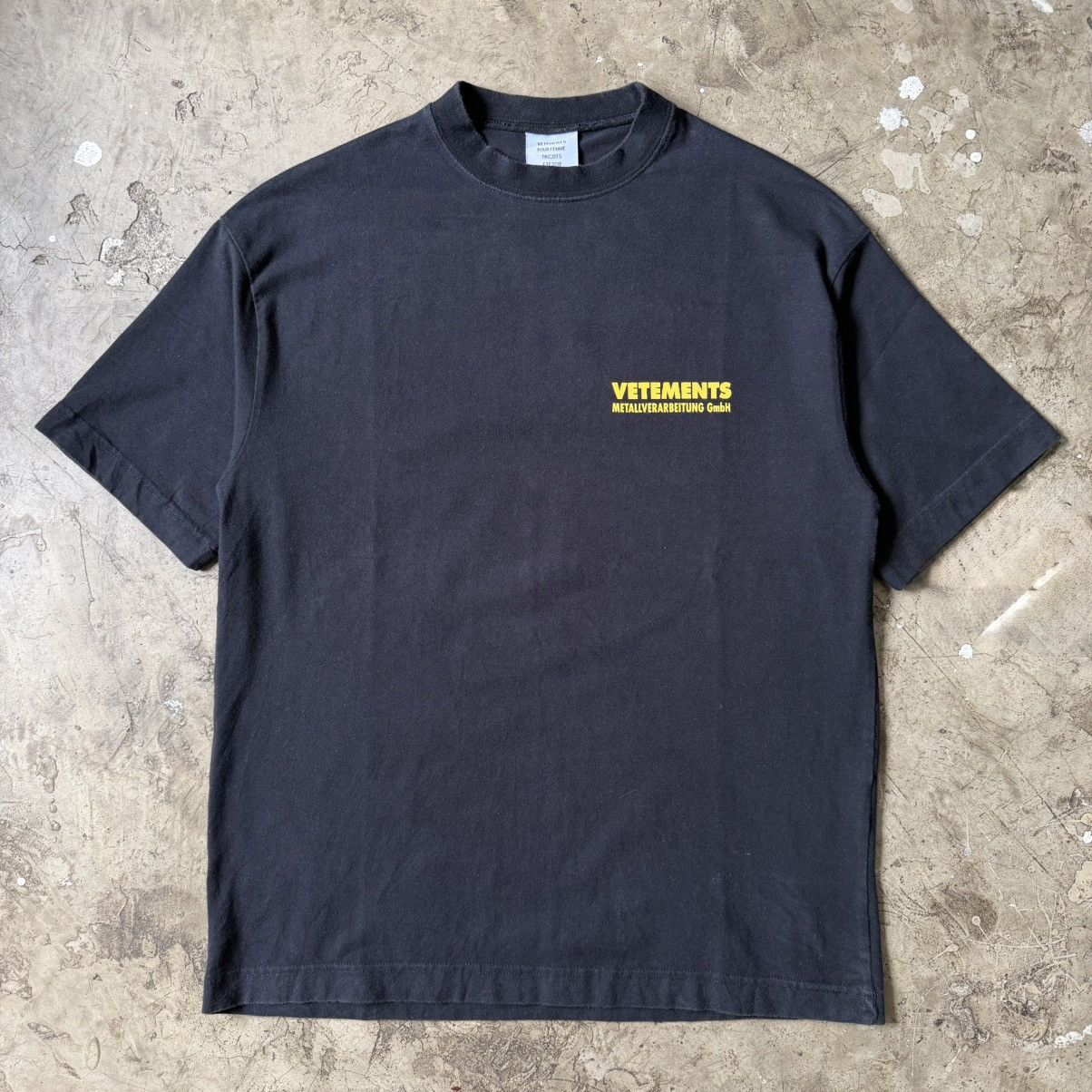 Vetements Vetements - Metallverarbeitung GmBH Tee Size US XS / EU 42 / 0 - 2 Thumbnail