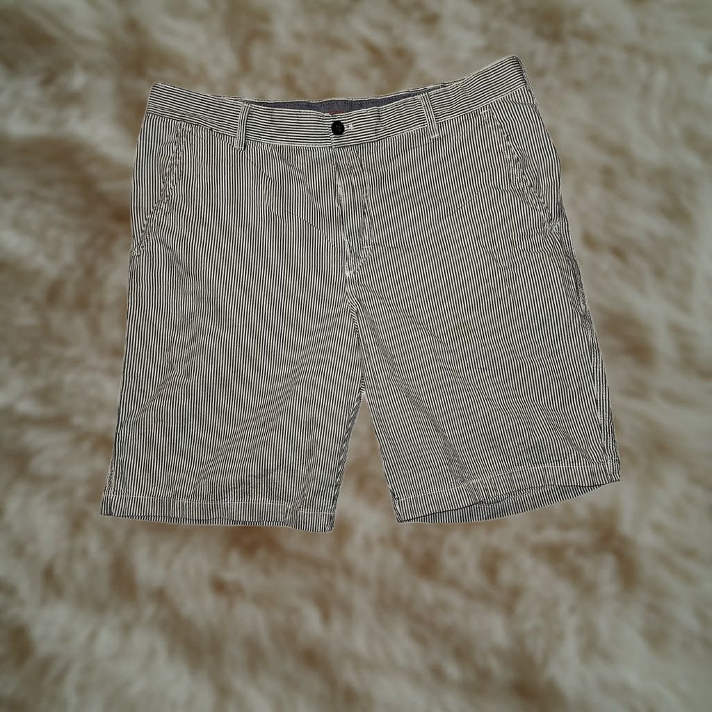 Izod IZOD Chino Shorts Mens 38 Blue White Striped Slash Pockets Casual Golf Size US 38 / EU 54 - 1 Thumbnail