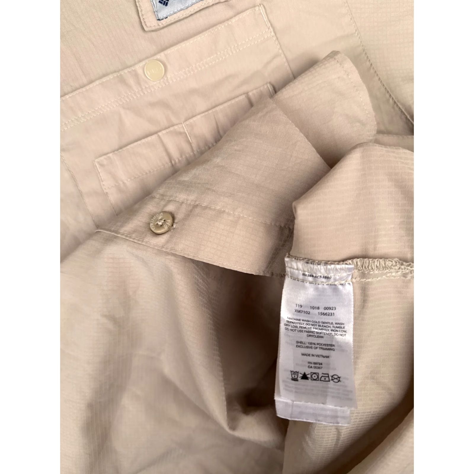 Vintage Columbia Shirt Men XL Beige Button Up Long Sleeve Fishing Angler Outdoor PFG Vented All Seasons Breathable Pocket Button-Up Mens Size US XL / EU 56 / 4 - 7 Thumbnail