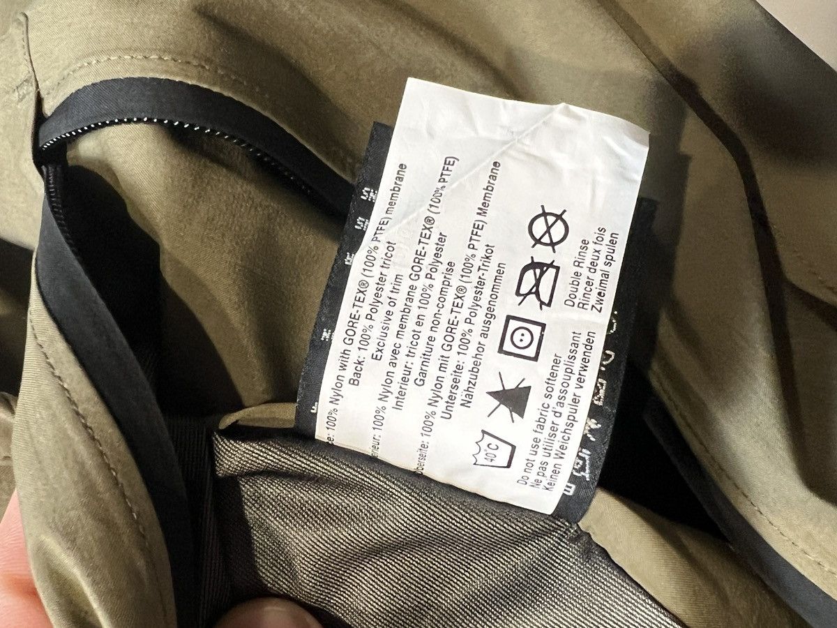 Arc'teryx Arc'teryx LEAF Alpha Gen 1 Jacket – Crocodile / Gore-Tex Size US XL / EU 56 / 4 - 16 Thumbnail