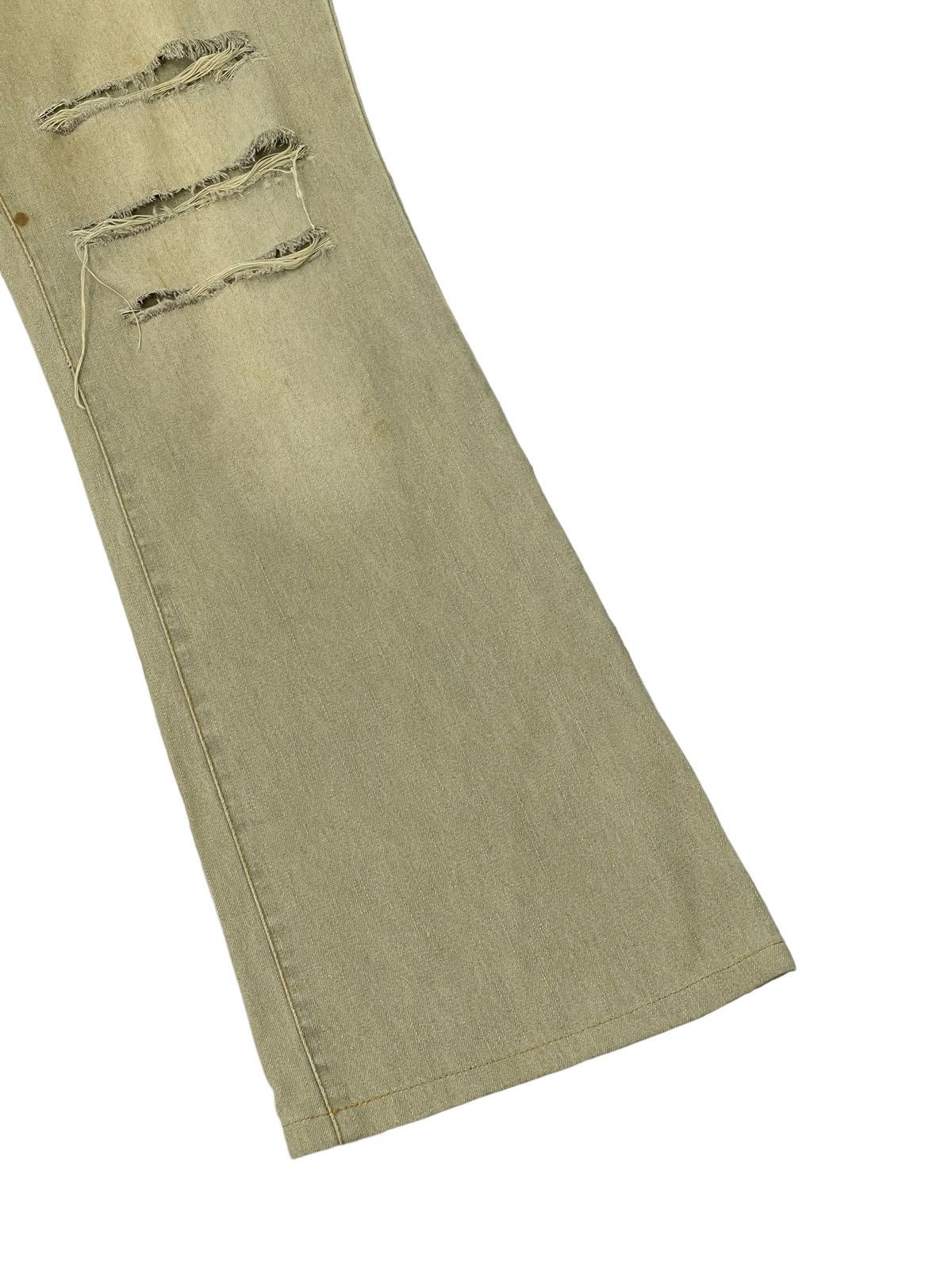 Tornado Mart Flare Jeans Tornado Mart Distress Dirty Faded Boot Cut 7🟦5 Size US 31 - 4 Thumbnail