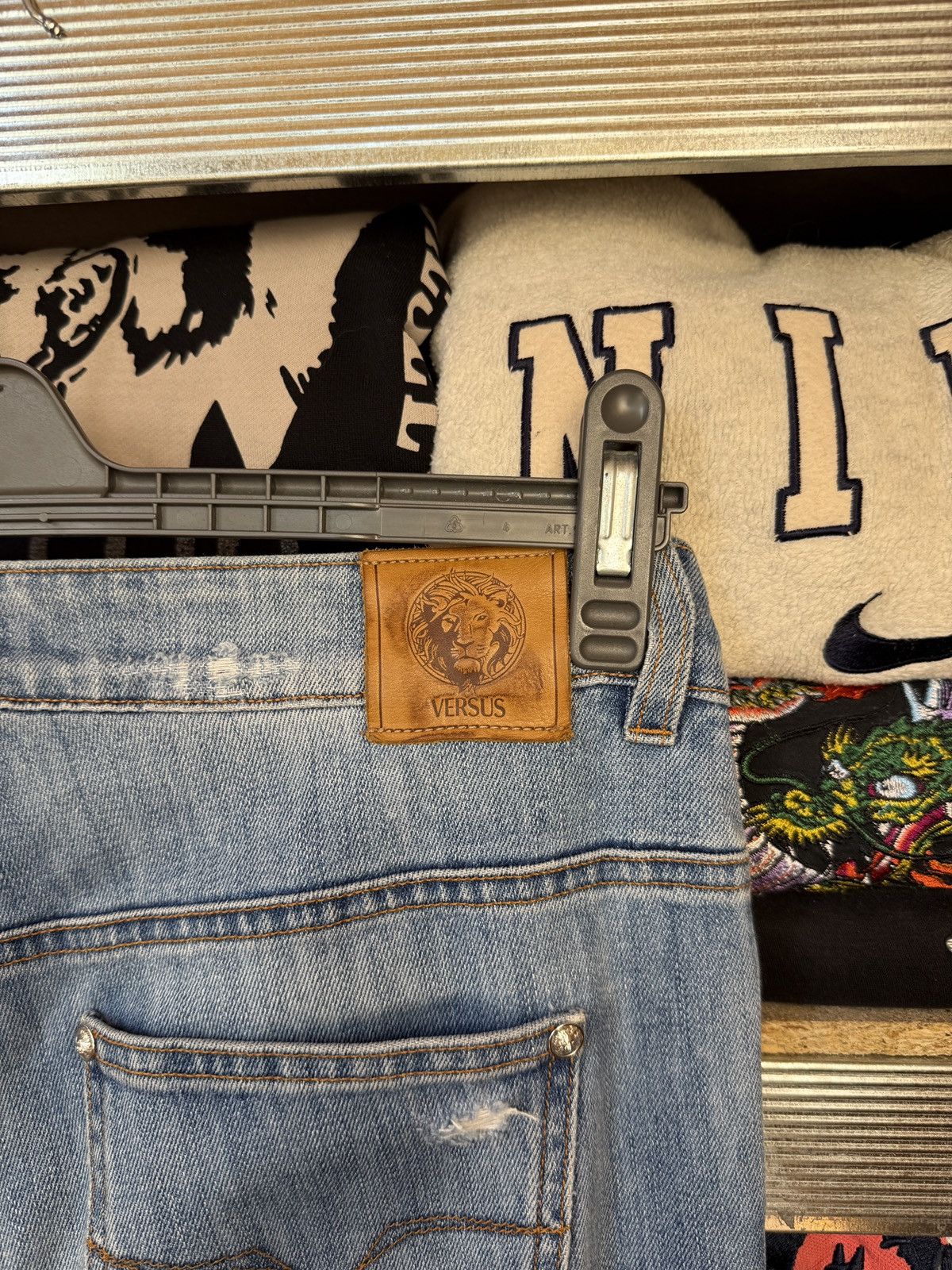 Versace Versus Versace Distressed Faded Colour Denim Jeans Pants Size US 28 / EU 44 - 9 Thumbnail