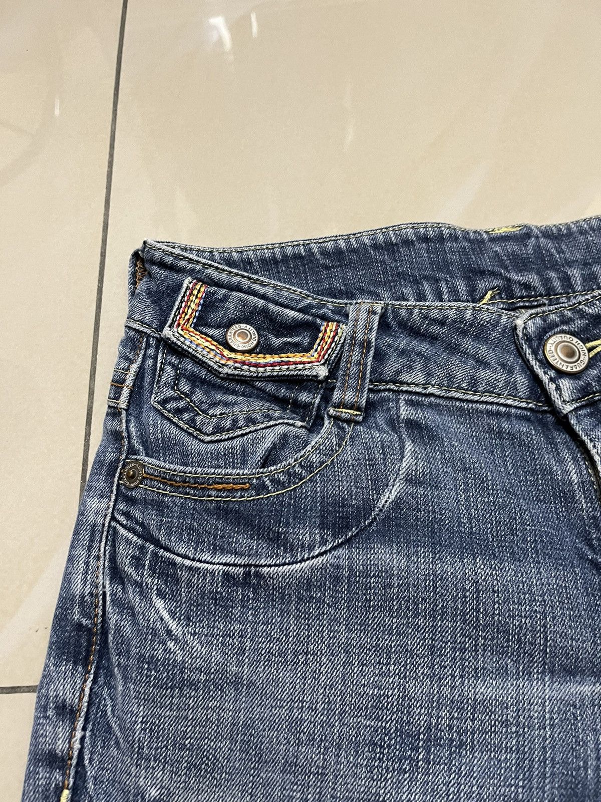 Japanese Brand Flare Jeans rainbow pocket denim distressed low rise Size US 28 / EU 44 - 7 Thumbnail