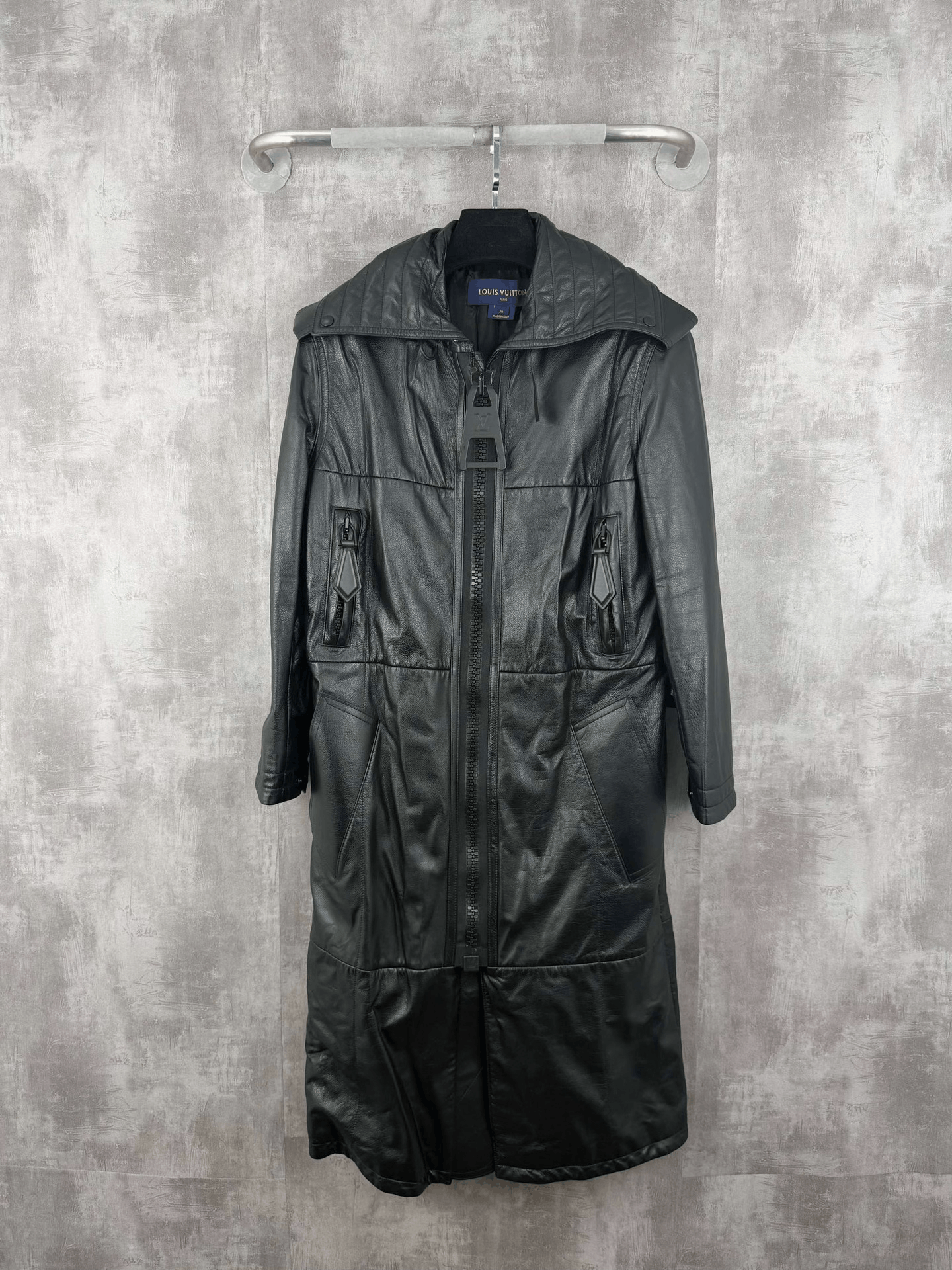 Louis Vuitton Louis Vuitton Calfskin Zipper Collar Leather Jacket Size XS / US 0-2 / IT 36-38 - 1 Thumbnail