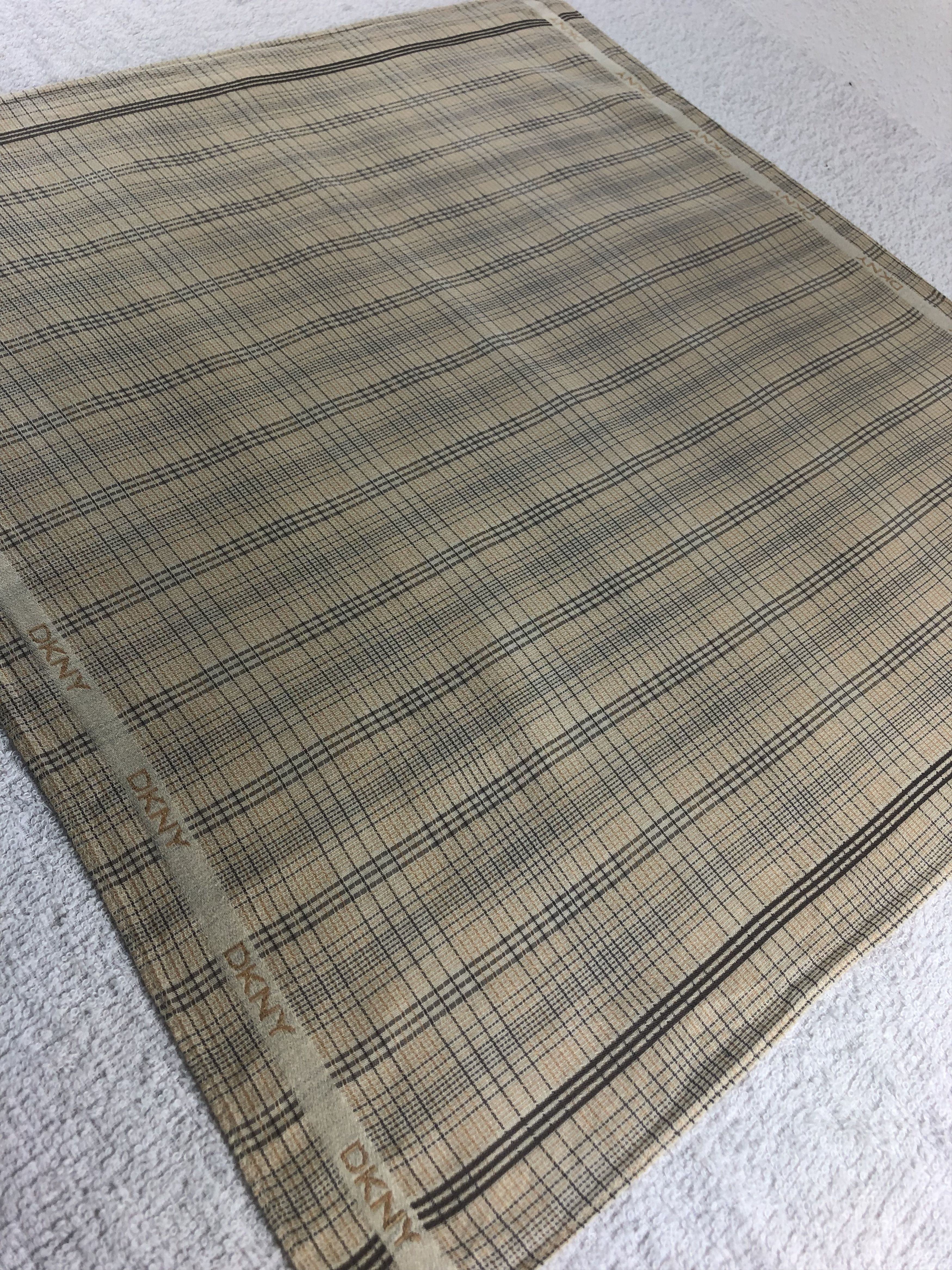 DKNY DKNY Handkerchief / Bandana / Neckerchief C175 Size ONE SIZE - 4 Thumbnail