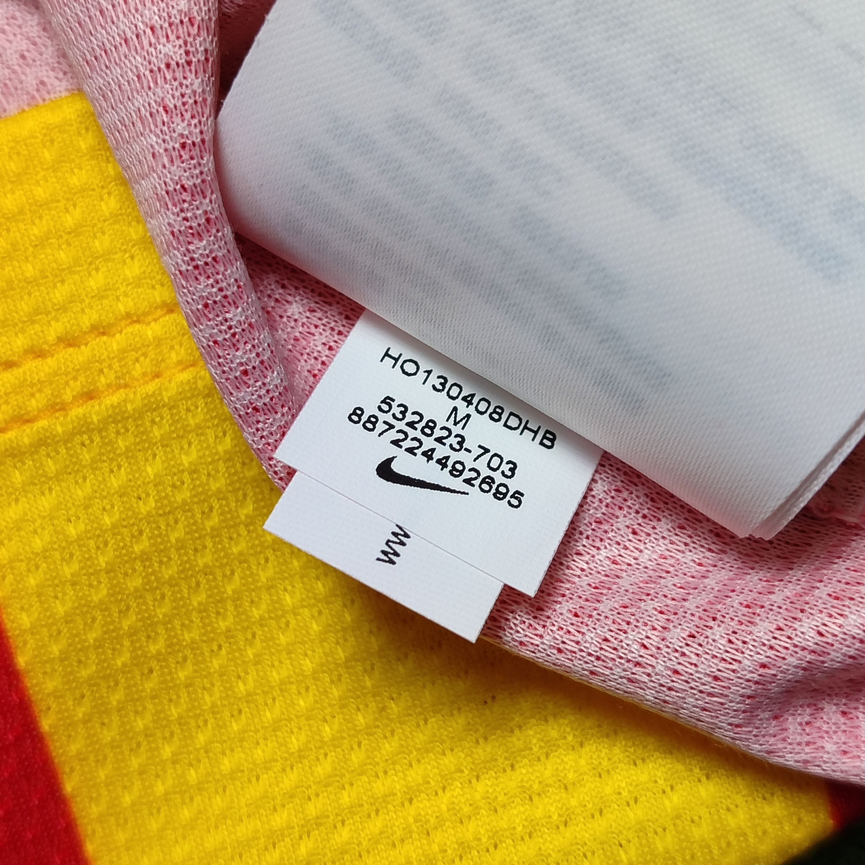 Nike Barcelona Away 2013-14 Messi #10 Soccer Jersey Size US M / EU 48-50 / 2 - 10 Thumbnail