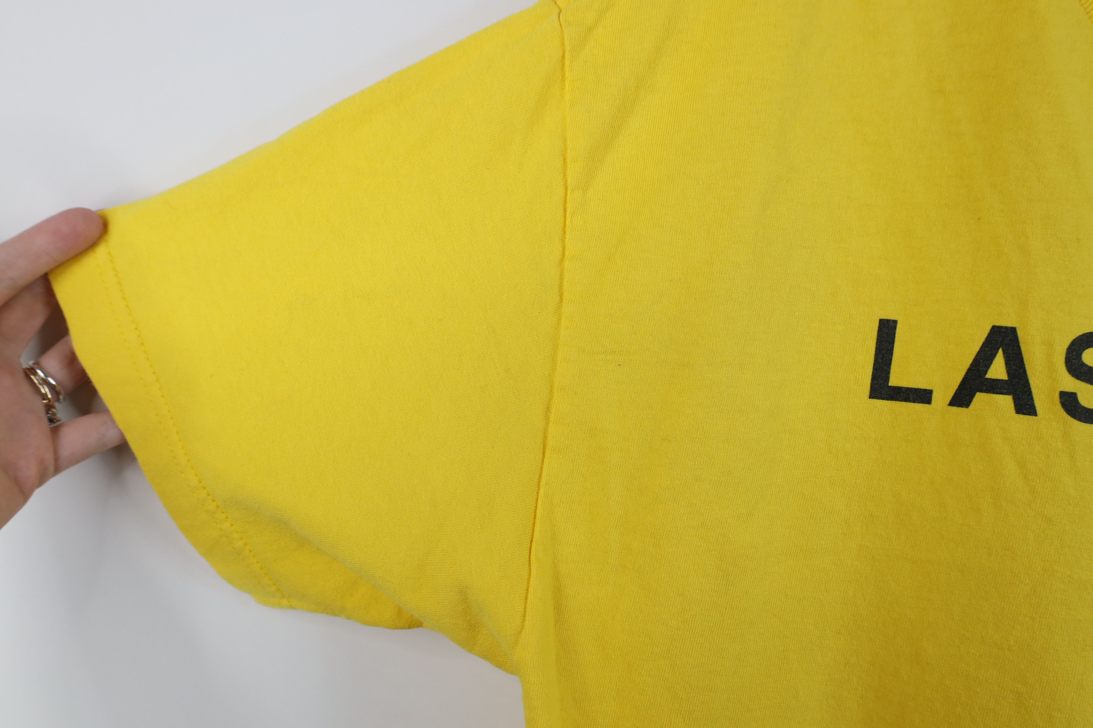 Nike Vintage Nike Scott Center Swoosh Las Vegas T-Shirt Yellow Size US L / EU 52-54 / 3 - 7 Thumbnail