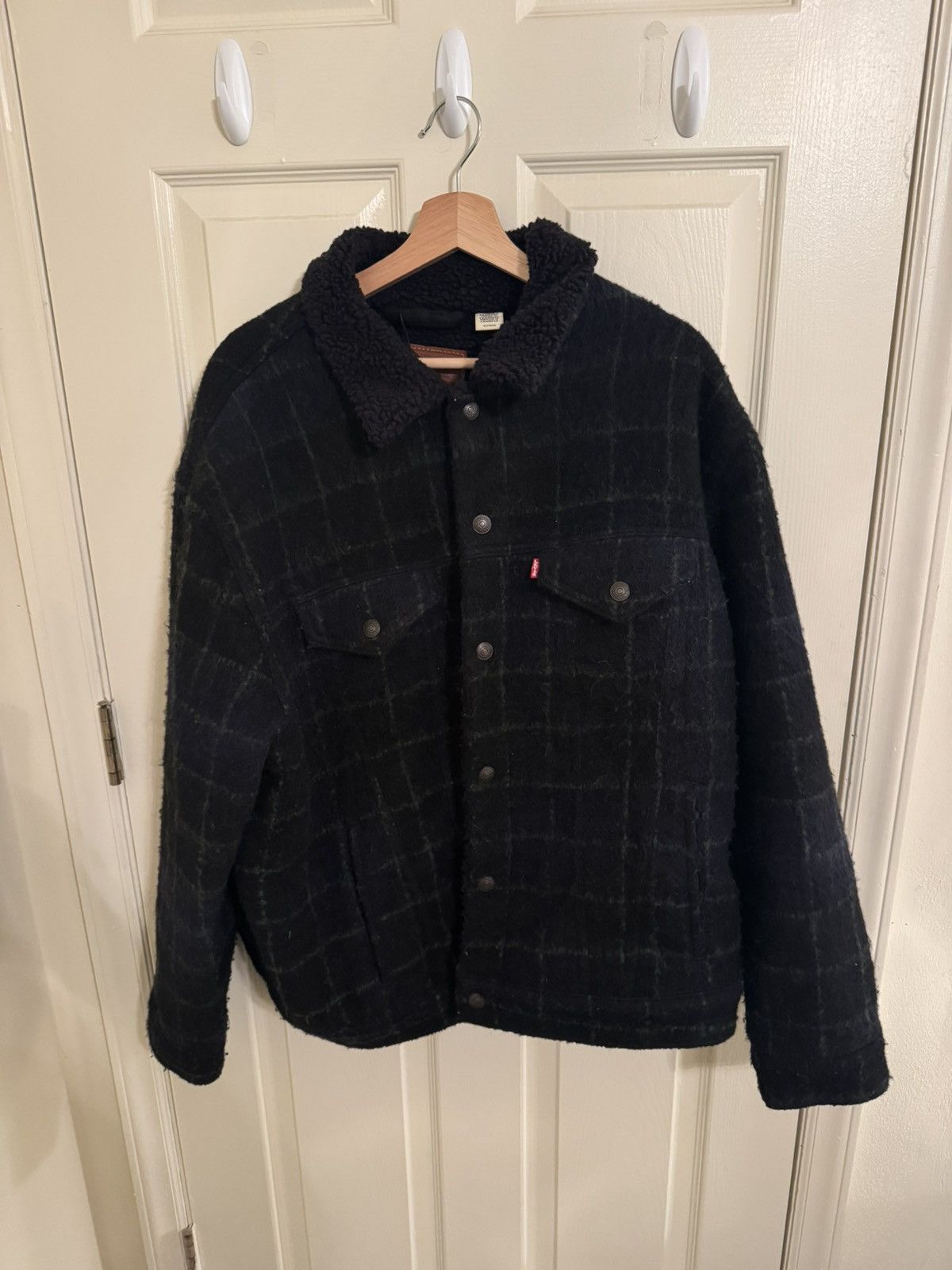 Levi's Levi’s Plaid Sherpa Trucker Size US XL / EU 56 / 4 - 1 Thumbnail