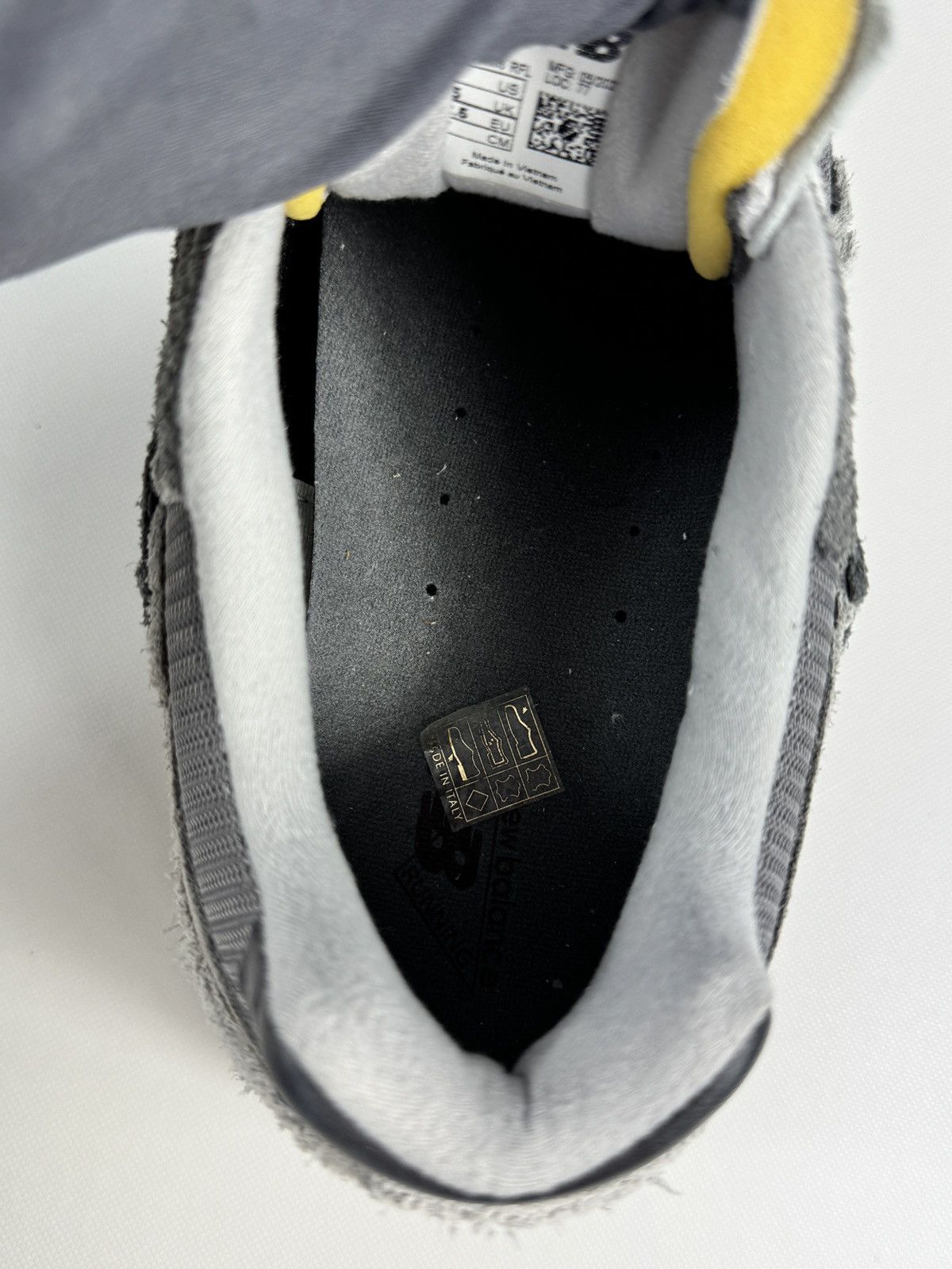 New Balance NEW BALANCE 2002R SNEAKERS Size US 9 / EU 42 - 7 Thumbnail