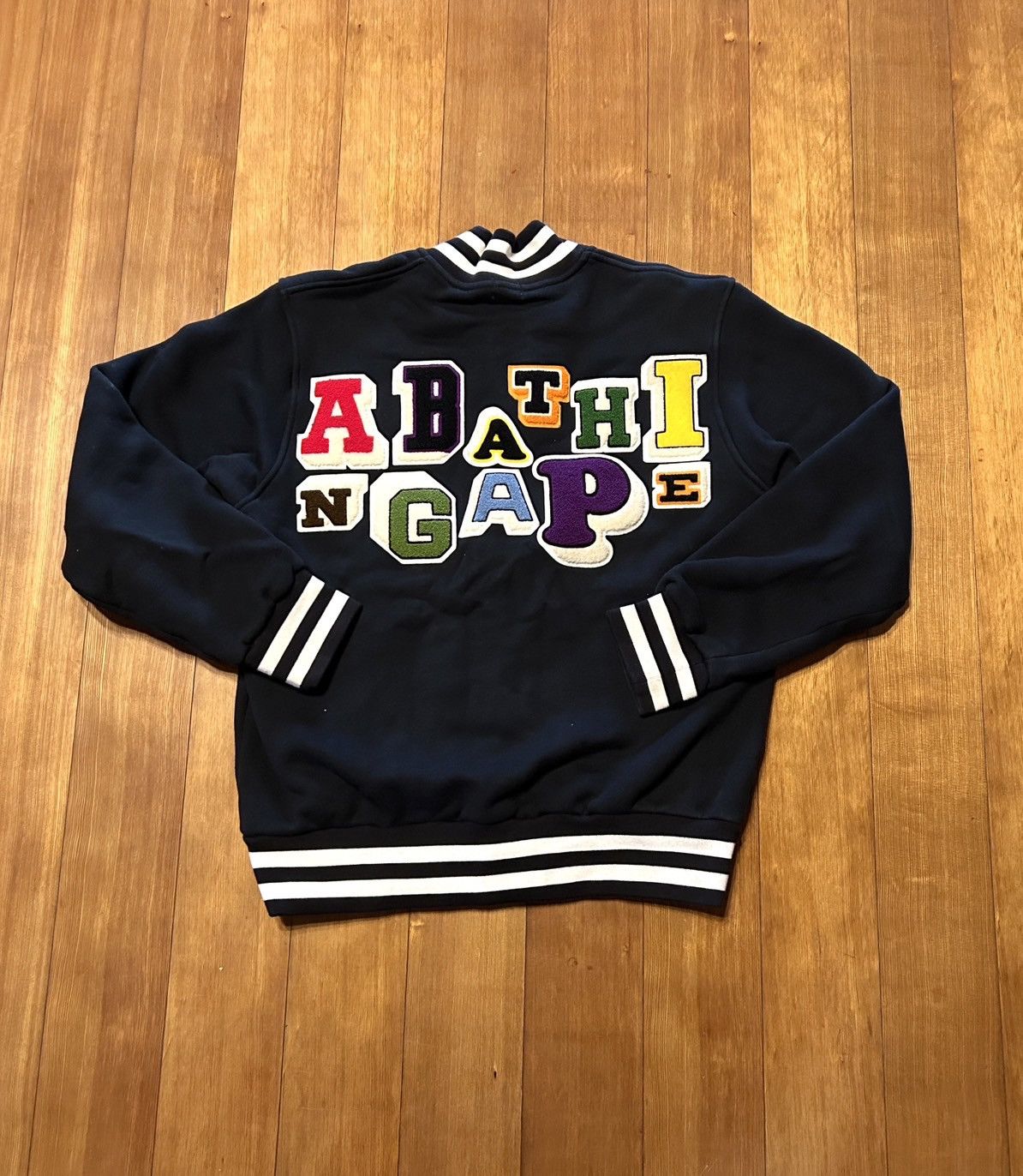 Bape Bape Black Patch Logo Jacket Japan Size US M / EU 48-50 / 2 - 1 Thumbnail