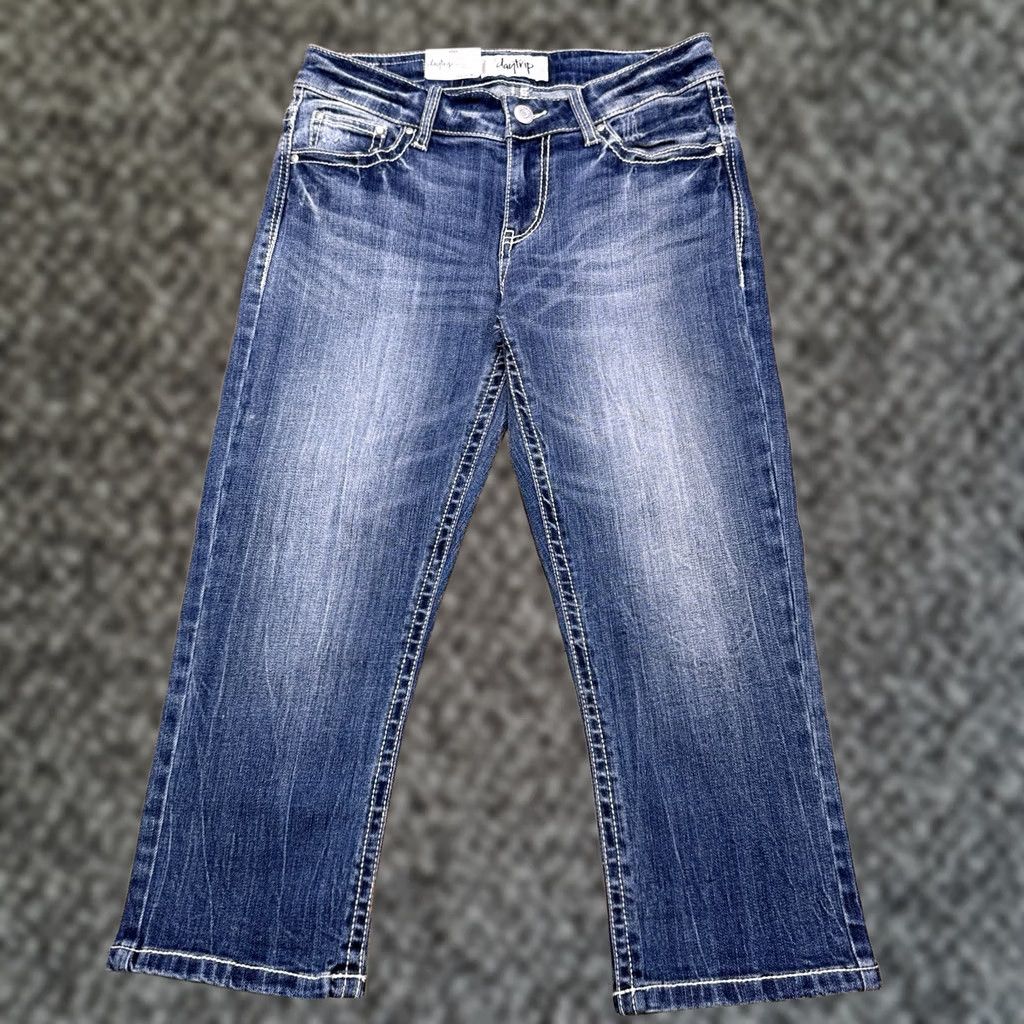 Vintage Daytrip Jeans Womens 26 Curvy Fit Mid Rise Stretch Denim Zip Button 5-Pocket Distressed Blue 26 in Inseam 21 Cropped Size 26" / US 2 / IT 38 - 1 Thumbnail