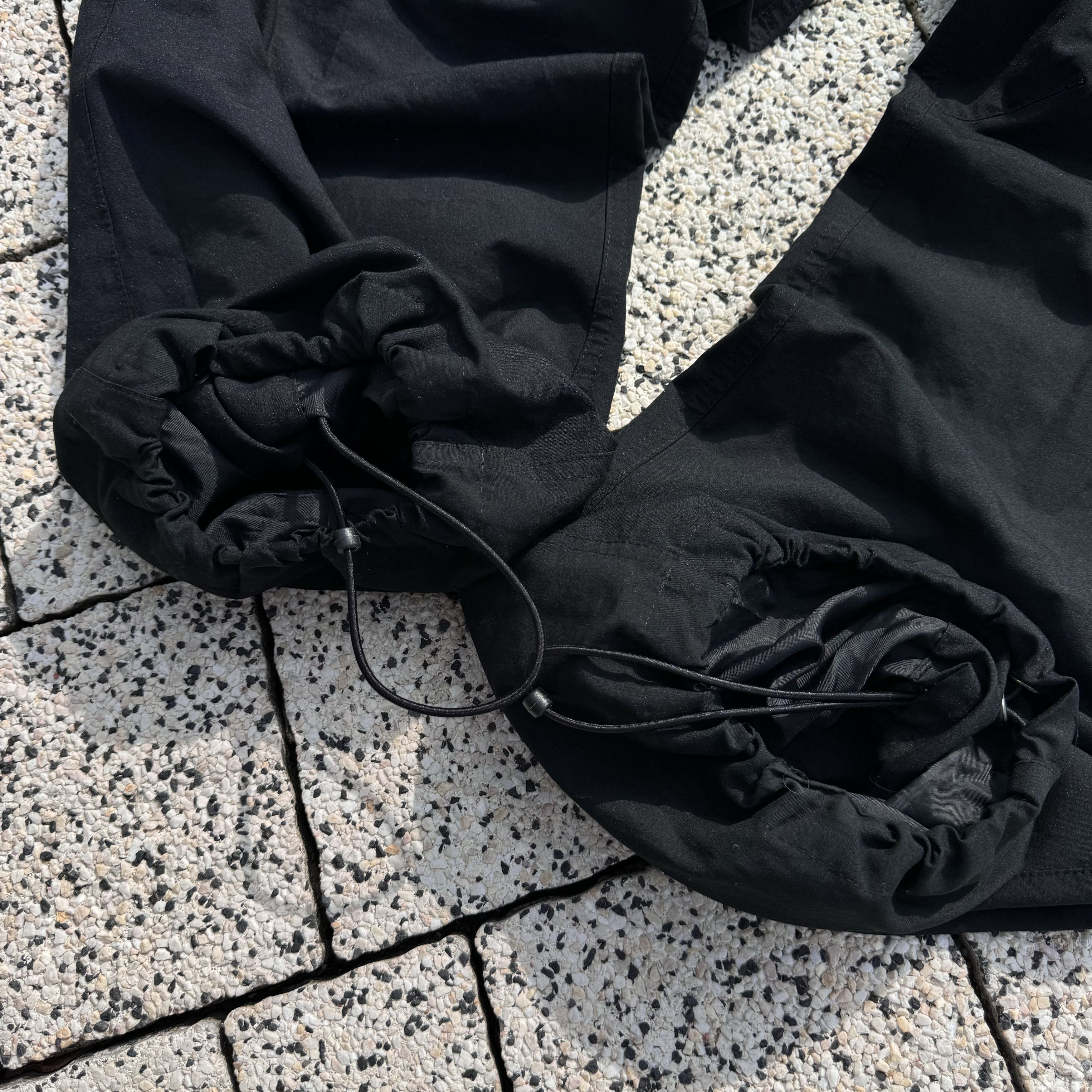 Nike × Vintage NIKE BAGGY NYLON CARGO PANTS TRACK GORPCORE SWOOSH Size US 36 / EU 52 - 4 Thumbnail