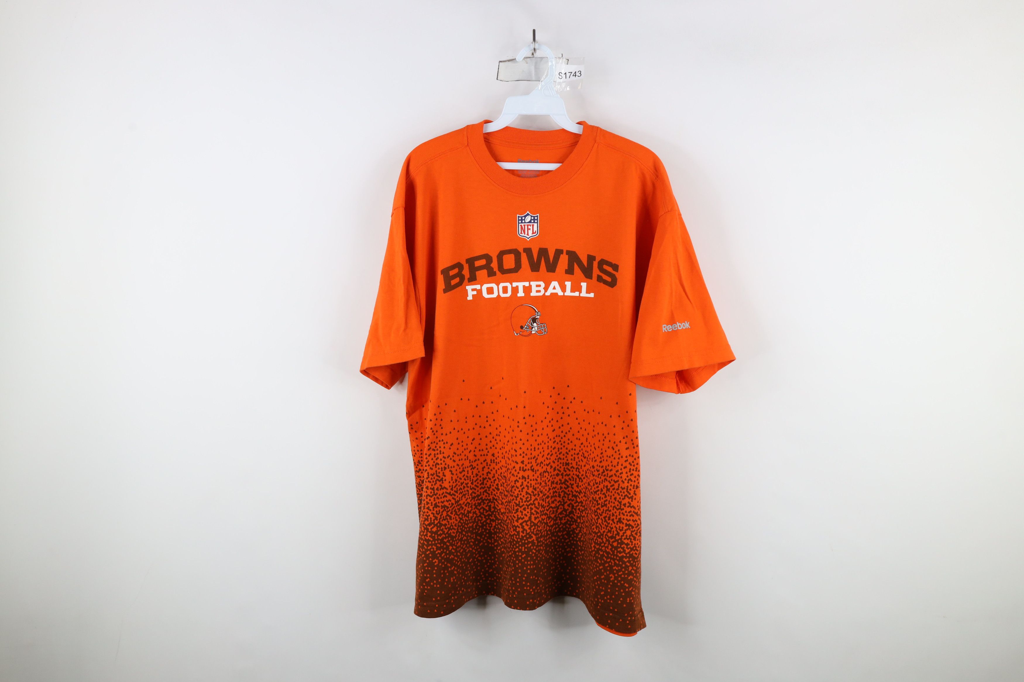 Reebok × Vintage Vintage Reebok Spell Out Cleveland Browns Football T-Shirt Size US L / EU 52-54 / 3 - 1 Thumbnail