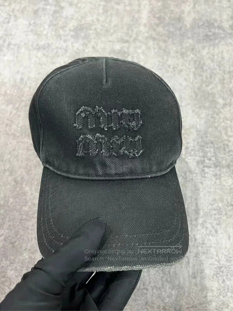 Miu Miu Miumiu Distressed Baseball Cap in Black. Size ONE SIZE - 2 Thumbnail