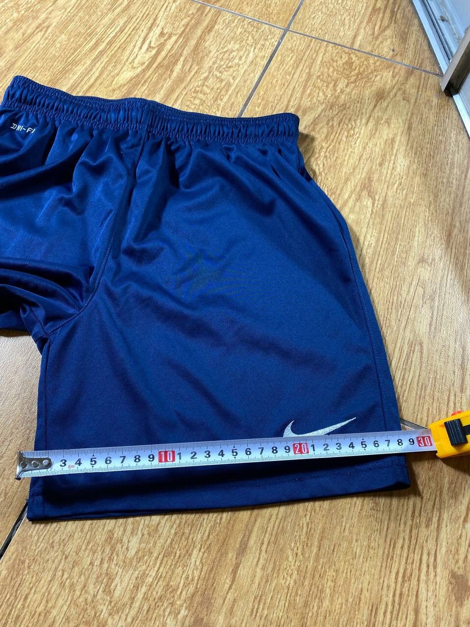 Nike × Vintage Vintage Nike shorts streetwear swoosh casual y2k Size US 30 / EU 46 - 12 Thumbnail