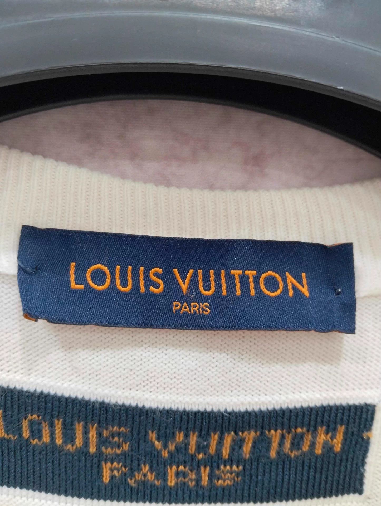 Louis Vuitton LV Tee M Size US M / EU 48-50 / 2 - 3 Thumbnail