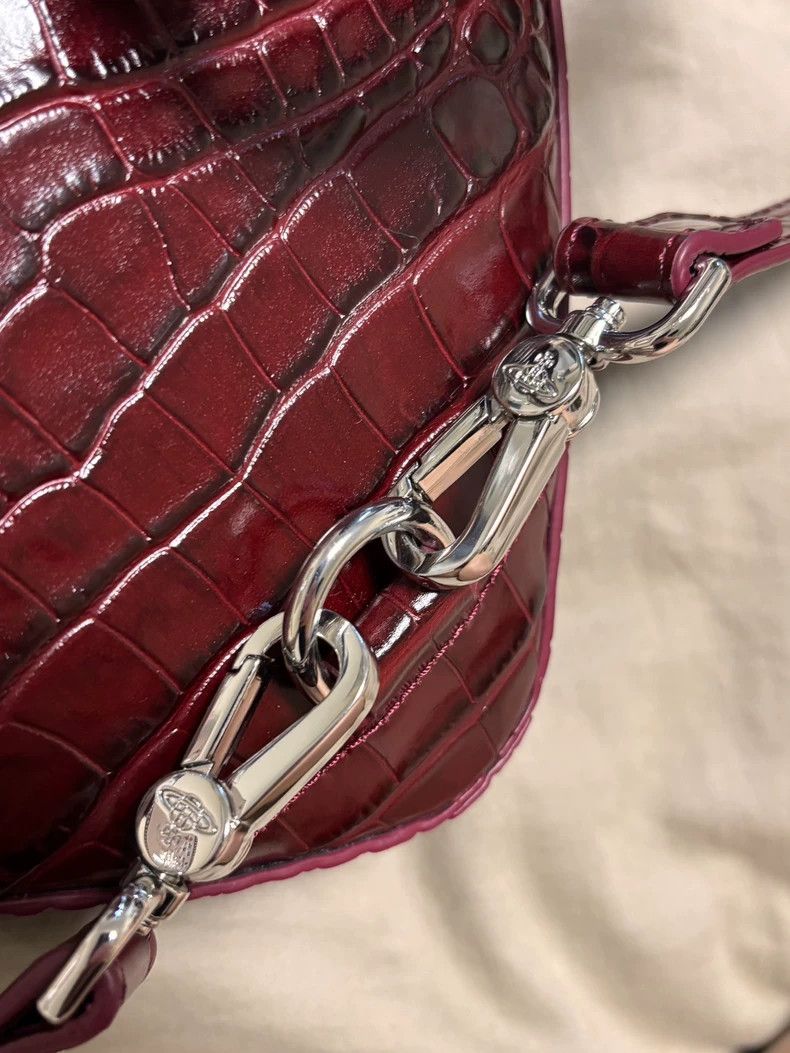 Vivienne Westwood vivienne westwood size os A red shoulder bag with a wine la Size ONE SIZE - 3 Thumbnail