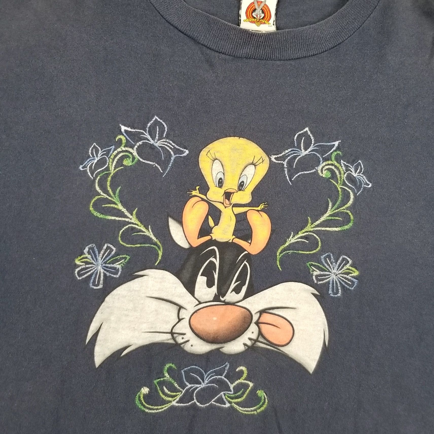 Vintage Vintage Looney Tunes Tweety Bird and Sylvester T-Shirt Men Large 90s Cartoon Shortsleeve Blue Size US L / EU 52-54 / 3 - 2 Thumbnail