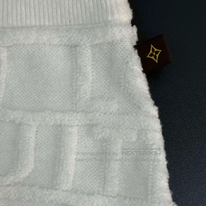 Louis Vuitton Louis Vuitton size s White monogram logo sheep wool nylon s Size 24" / US 00 / IT 34 - 7 Thumbnail
