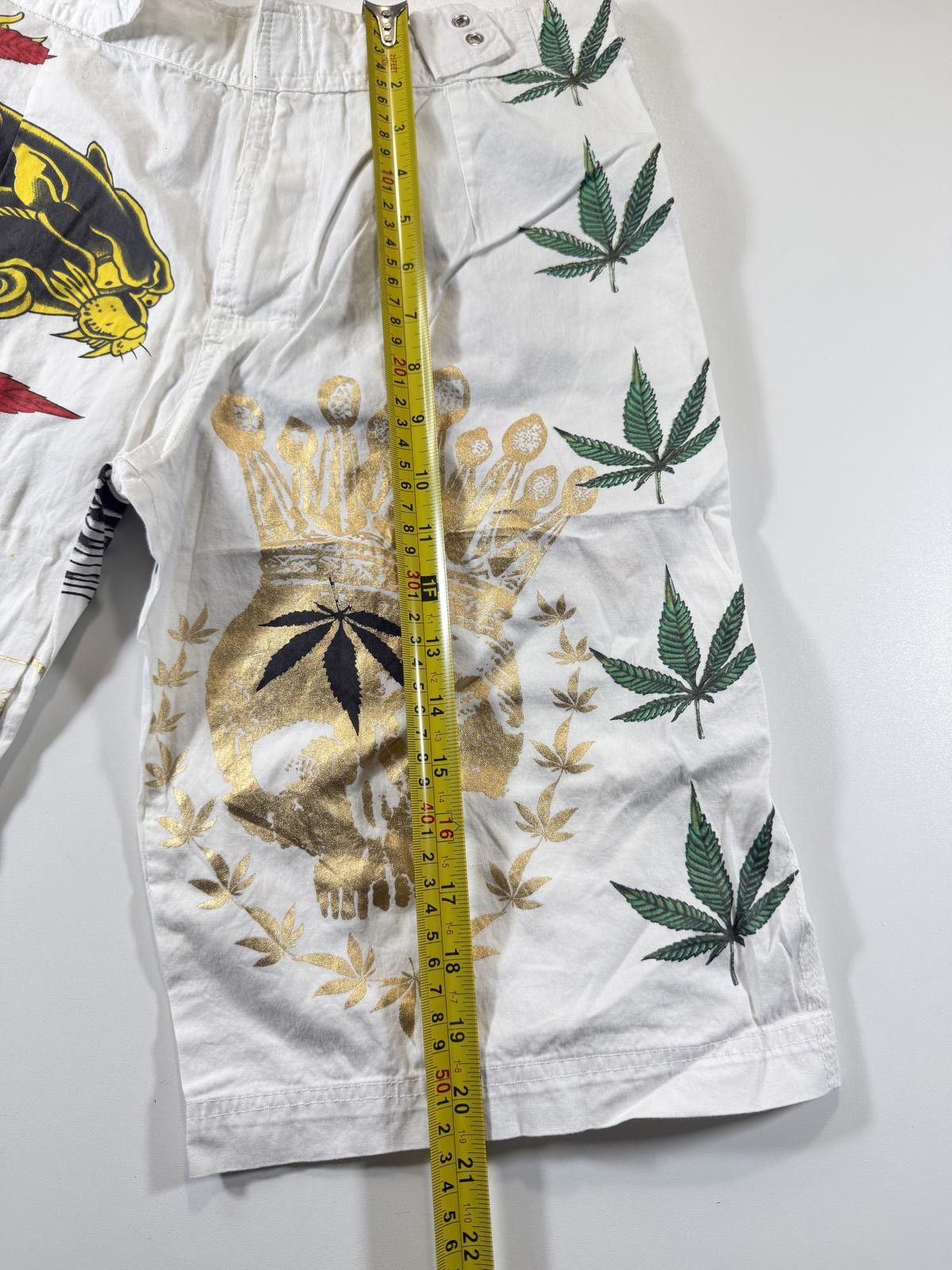 Unknown London Christian Audigier Knee-Length Shorts Panther and Crown M Size US 32 / EU 48 - 5 Thumbnail