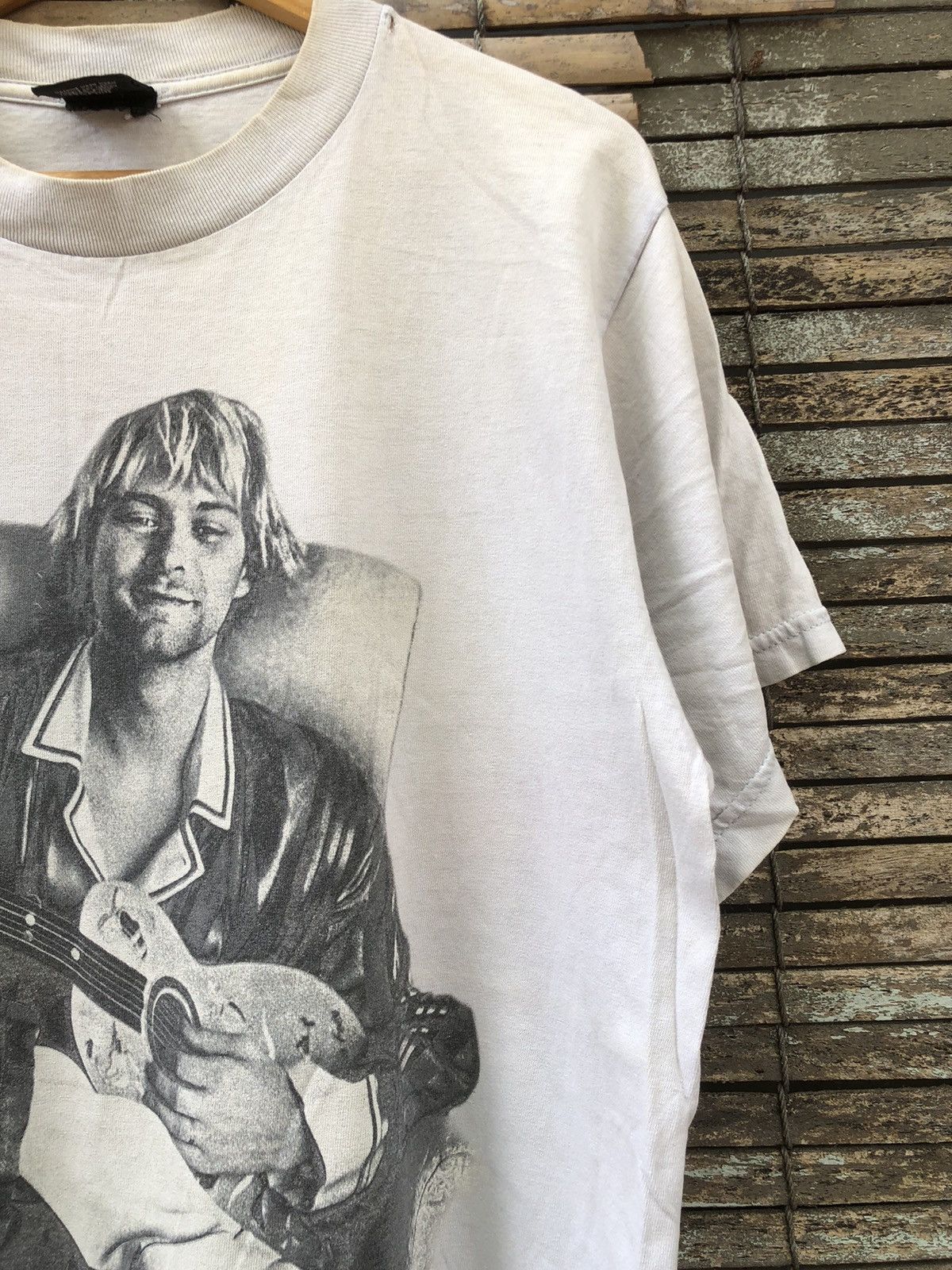 Band Tees RARE Vintage 90s Kurt Cobain Nirvana Band Tee Size US L / EU 52-54 / 3 - 5 Thumbnail