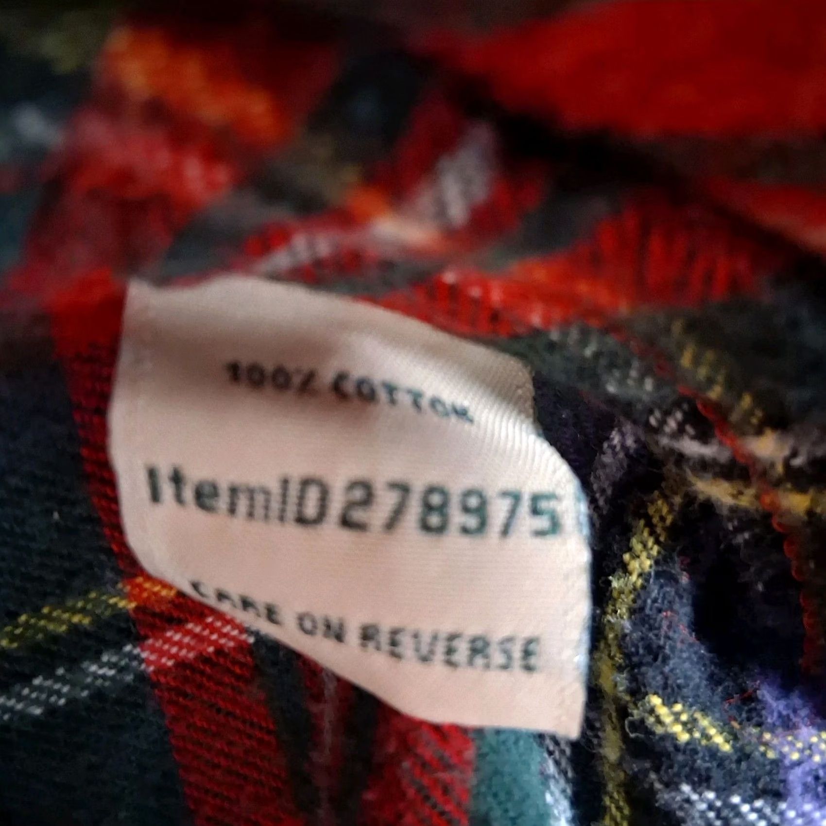 Vintage VINTAGE LL Bean Flannel Shirt Women 1X Red Scotch Plaid Royal Stewart Tartan Shirt Size XL / US 12-14 / IT 48-50 - 4 Thumbnail