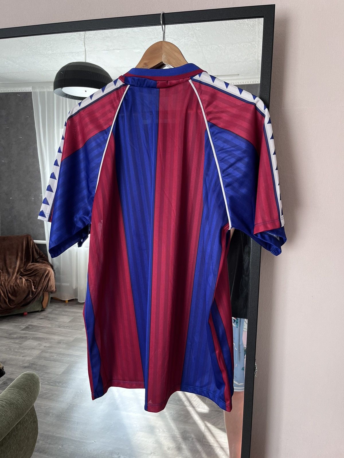 Vintage Vintage FC Barcelona Soccer Jersey Roger’s Red/Blue T Shirt Size US XL / EU 56 / 4 - 5 Thumbnail