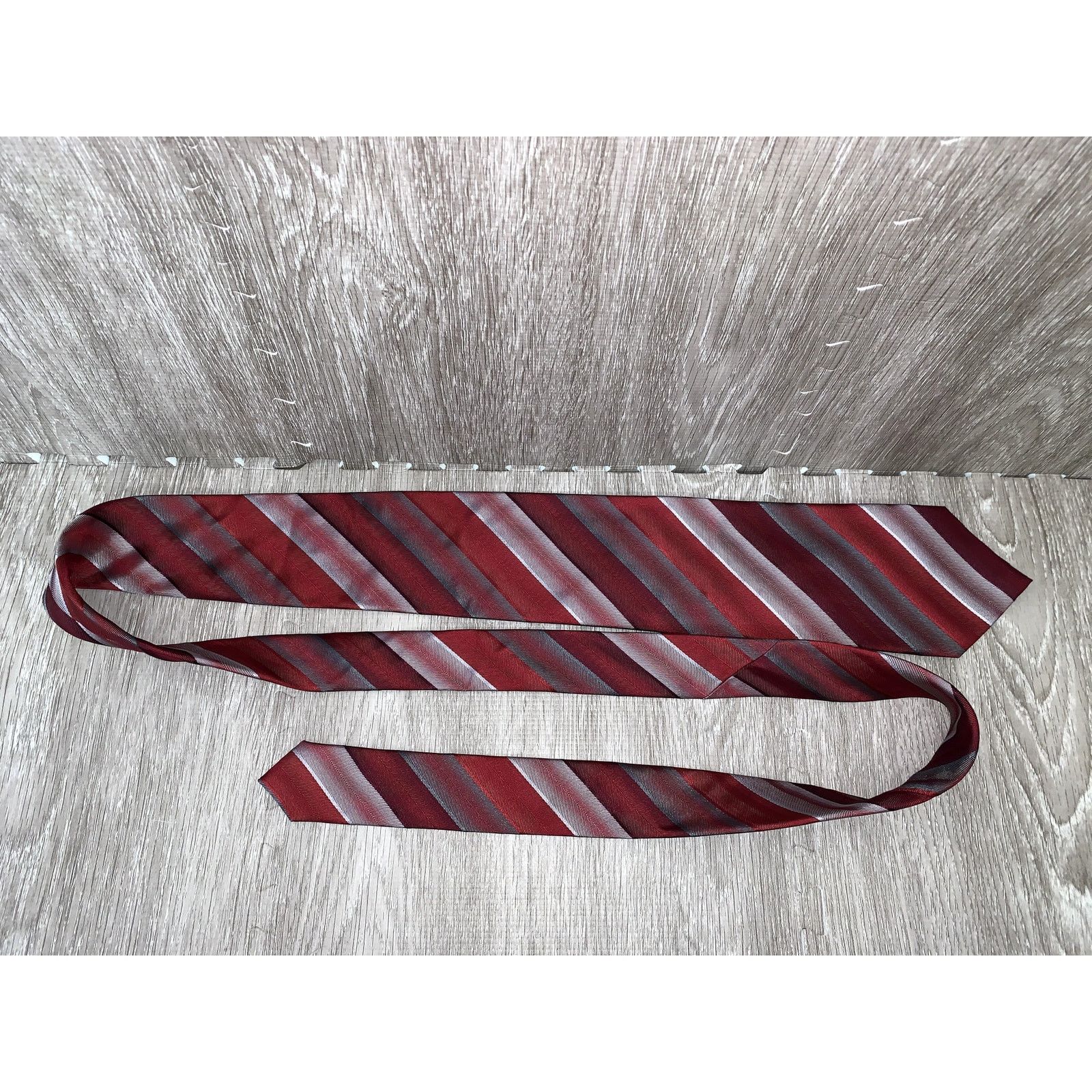 Van Heusen Van Heusen Men's Silk Ties Set of 3 Geometric Designer Size ONE SIZE - 8 Thumbnail