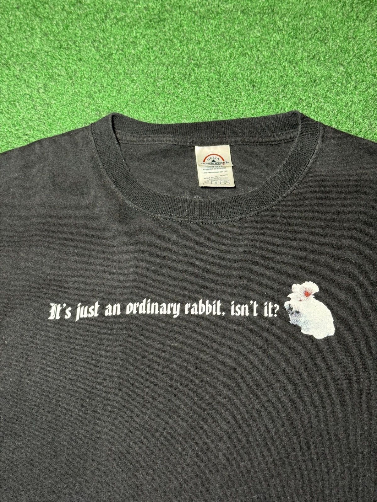 Vintage Monty Python Holy Grail Dynamite Rabbit Y2K Movie T Shirt L Size US L / EU 52-54 / 3 - 5 Thumbnail