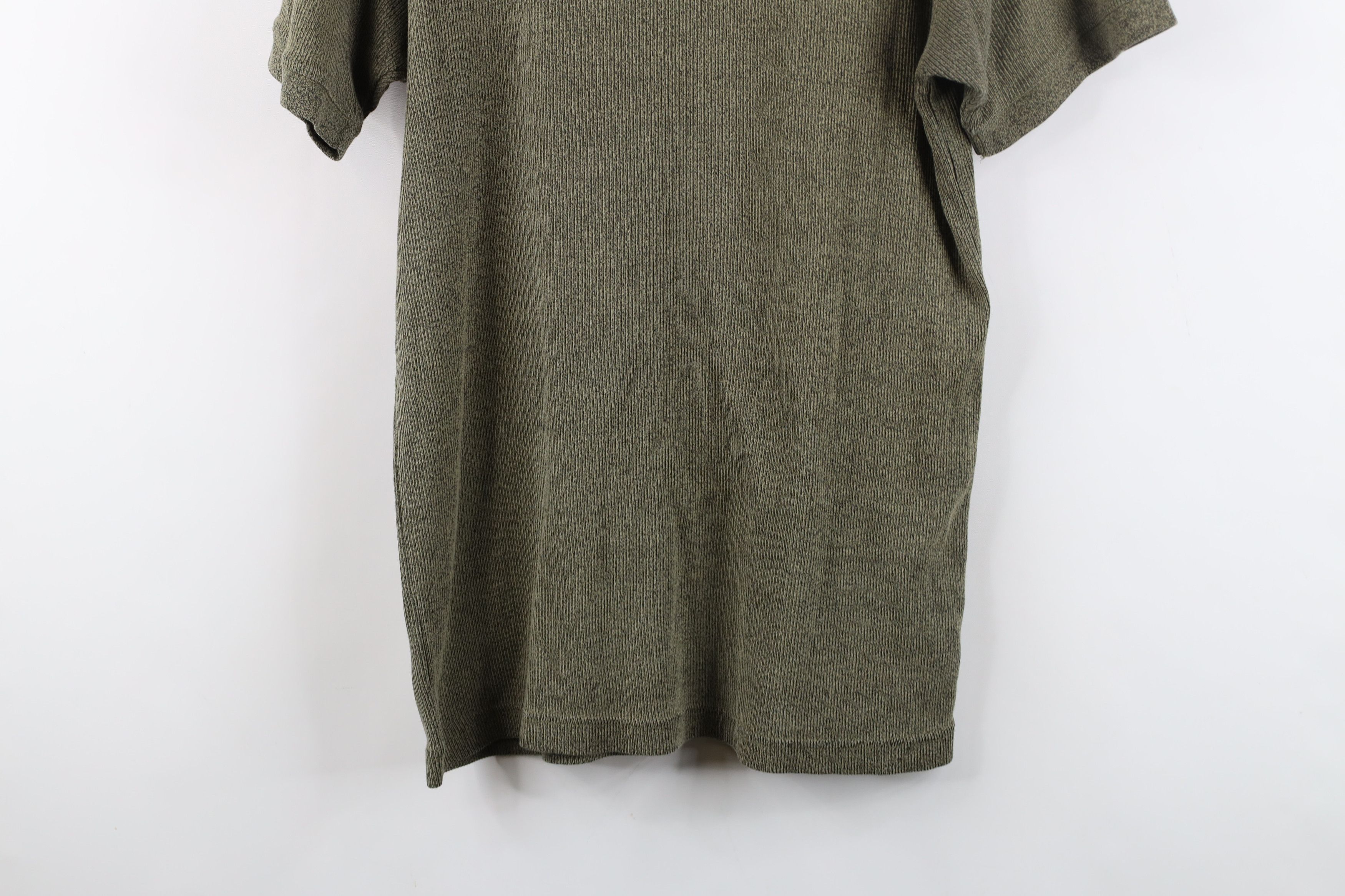 Vintage Vintage 90s Streetwear Ribbed Knit Short Sleeve T-Shirt Size US L / EU 52-54 / 3 - 9 Thumbnail