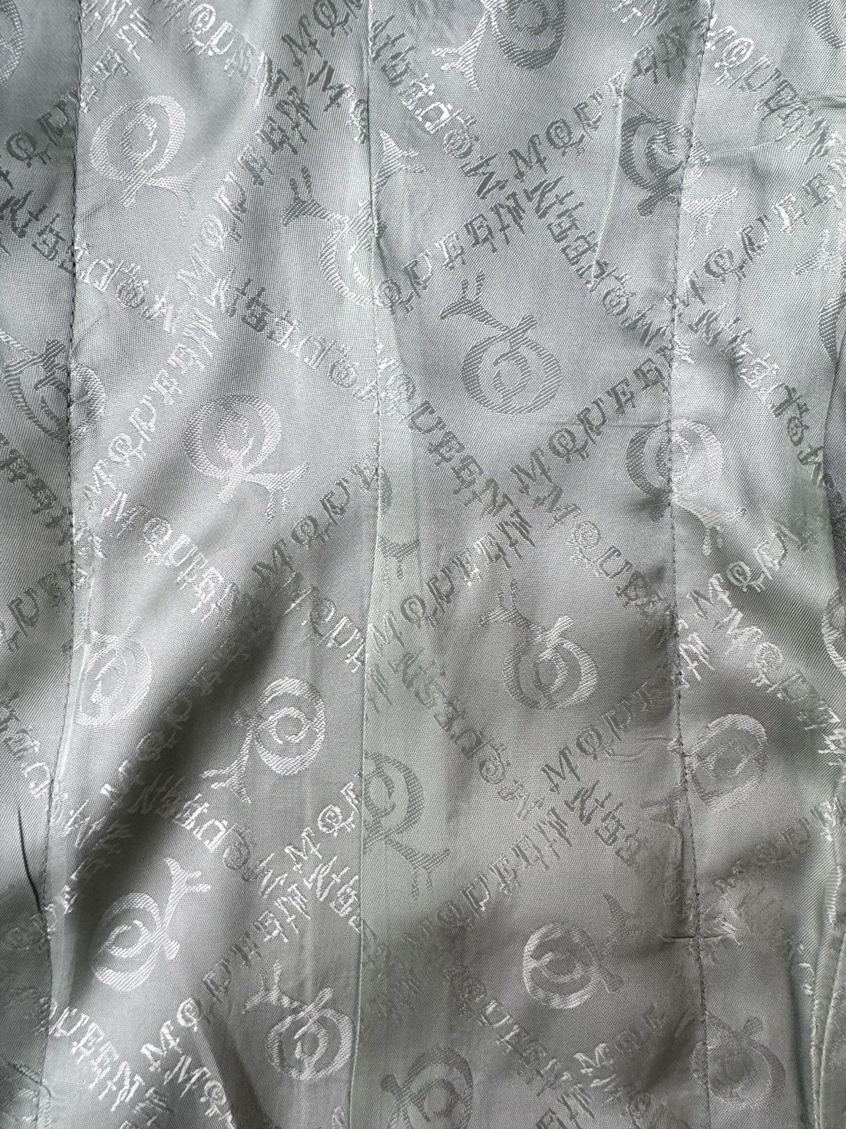 Alexander McQueen Alexander McQueen SS99 Silver Blazer & Skirt Suit Size L / US 10 / IT 46 - 12 Thumbnail