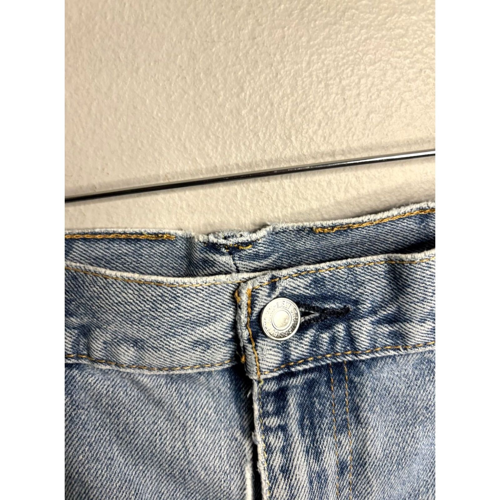 Levi's Levi's 517 Jeans Denim Bootcut Light Wash Blue Regular 33 Men's Size US 33 - 6 Thumbnail