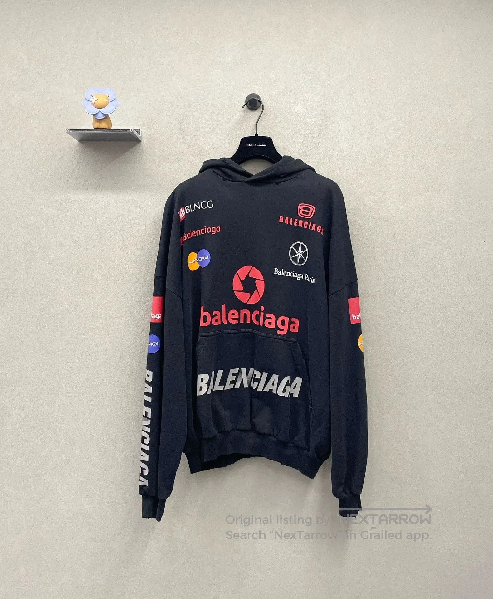 Balenciaga balenciaga fw23 racing print hooded sweatshirt. Size US XL / EU 56 / 4 - 1 Thumbnail