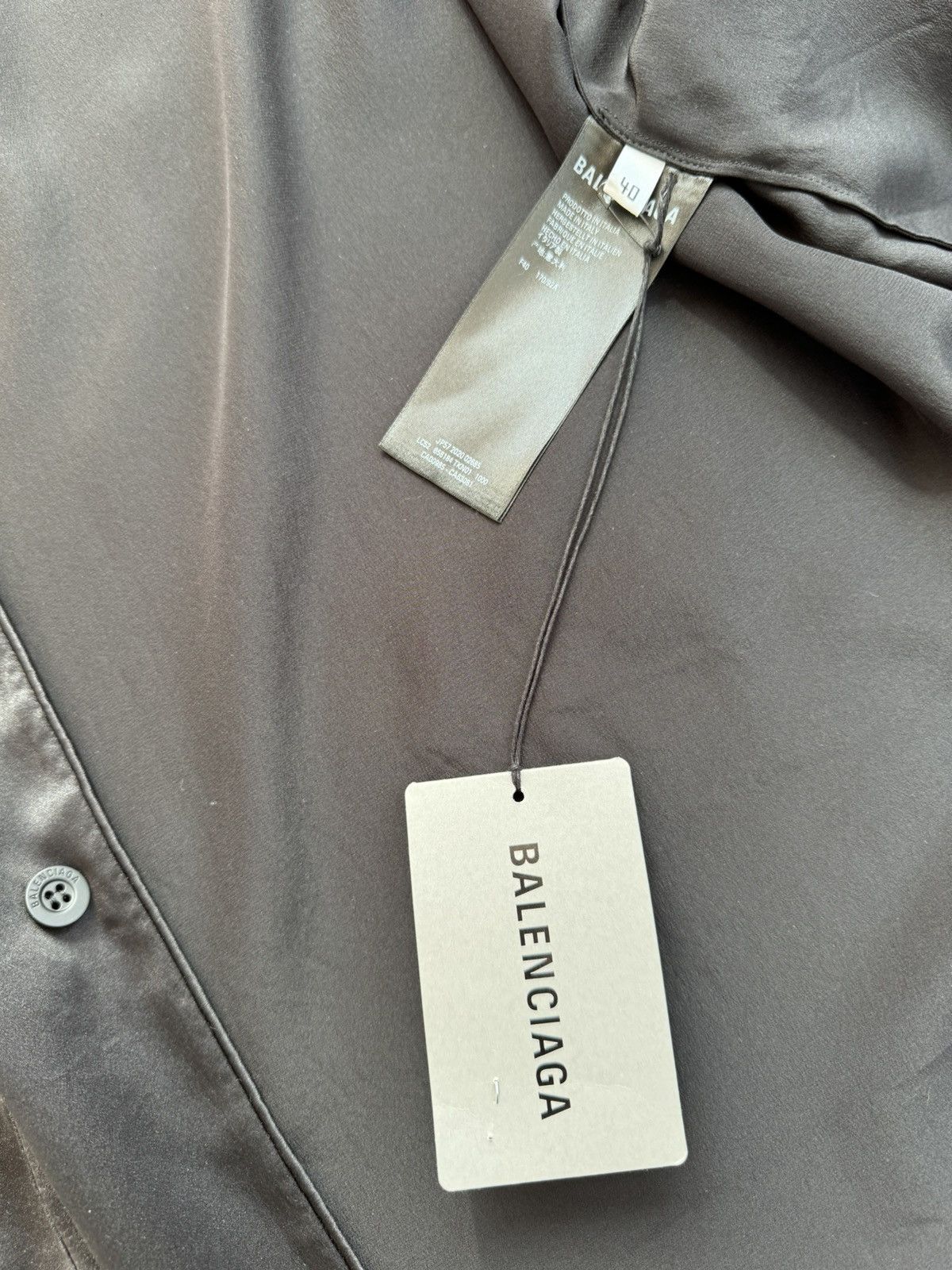 Balenciaga New Balenciaga fluid shirt, silk, oversized, size S Size S / US 4 / IT 40 - 6 Thumbnail
