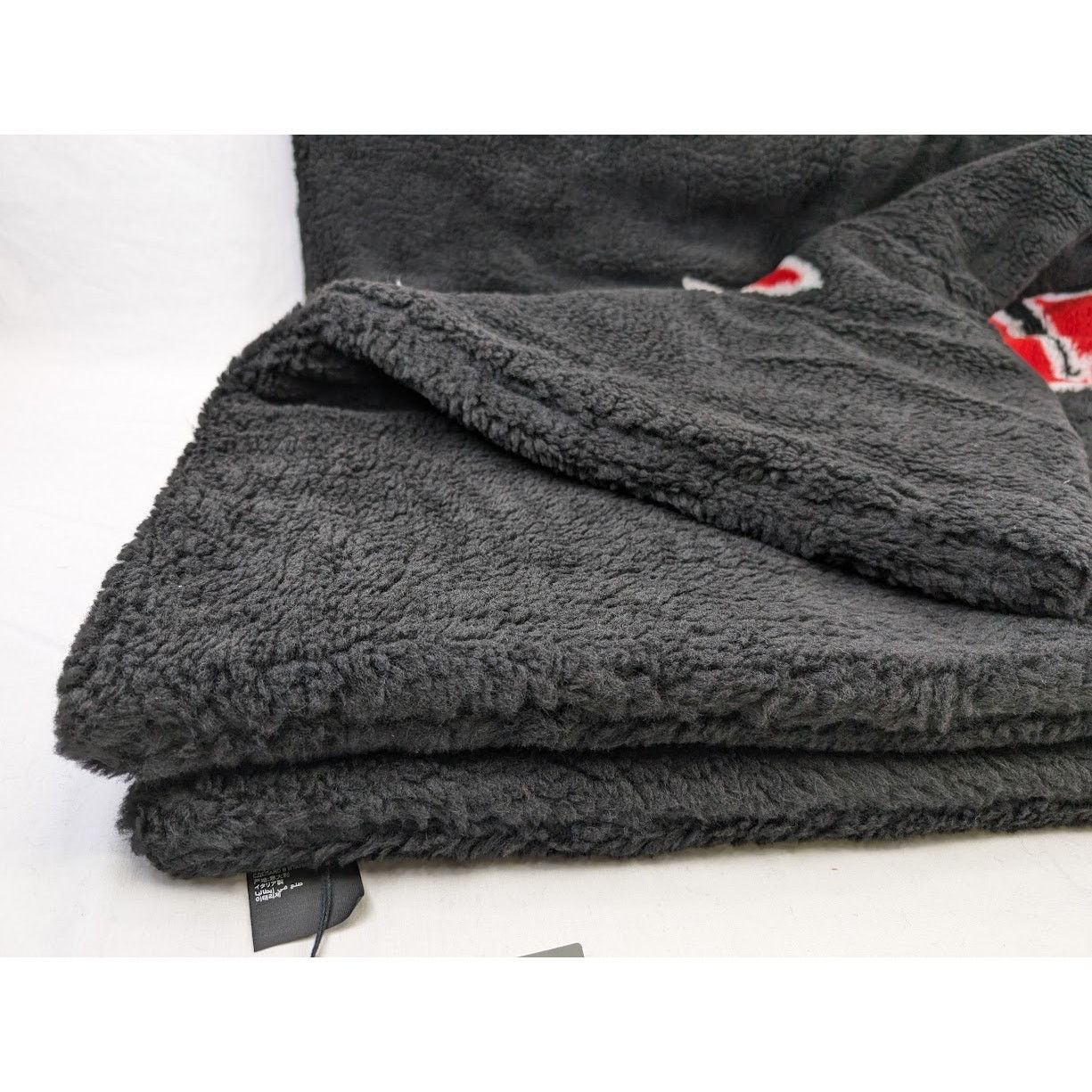 Balenciaga o1rshd1 Q:2 / Size: OS / Metal Soft Jacquard Fleece Scarf Size ONE SIZE - 7 Thumbnail