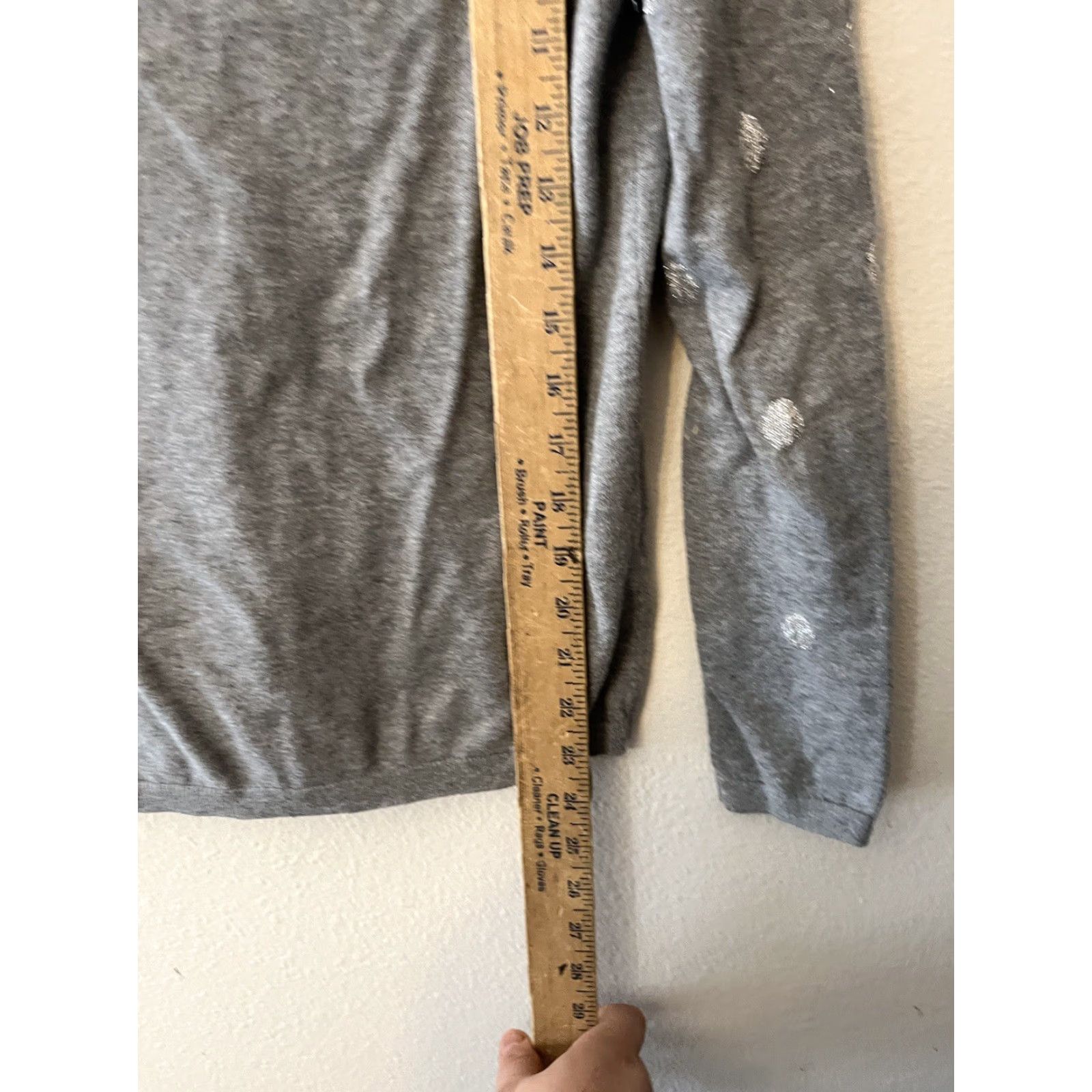 Tommy Hilfiger Tommy Hilfiger Gray White Polka Dot V Neck Pullover Sweater Womens XS Size Pullover Casual Womens Size XS / US 0-2 / IT 36-38 - 4 Thumbnail