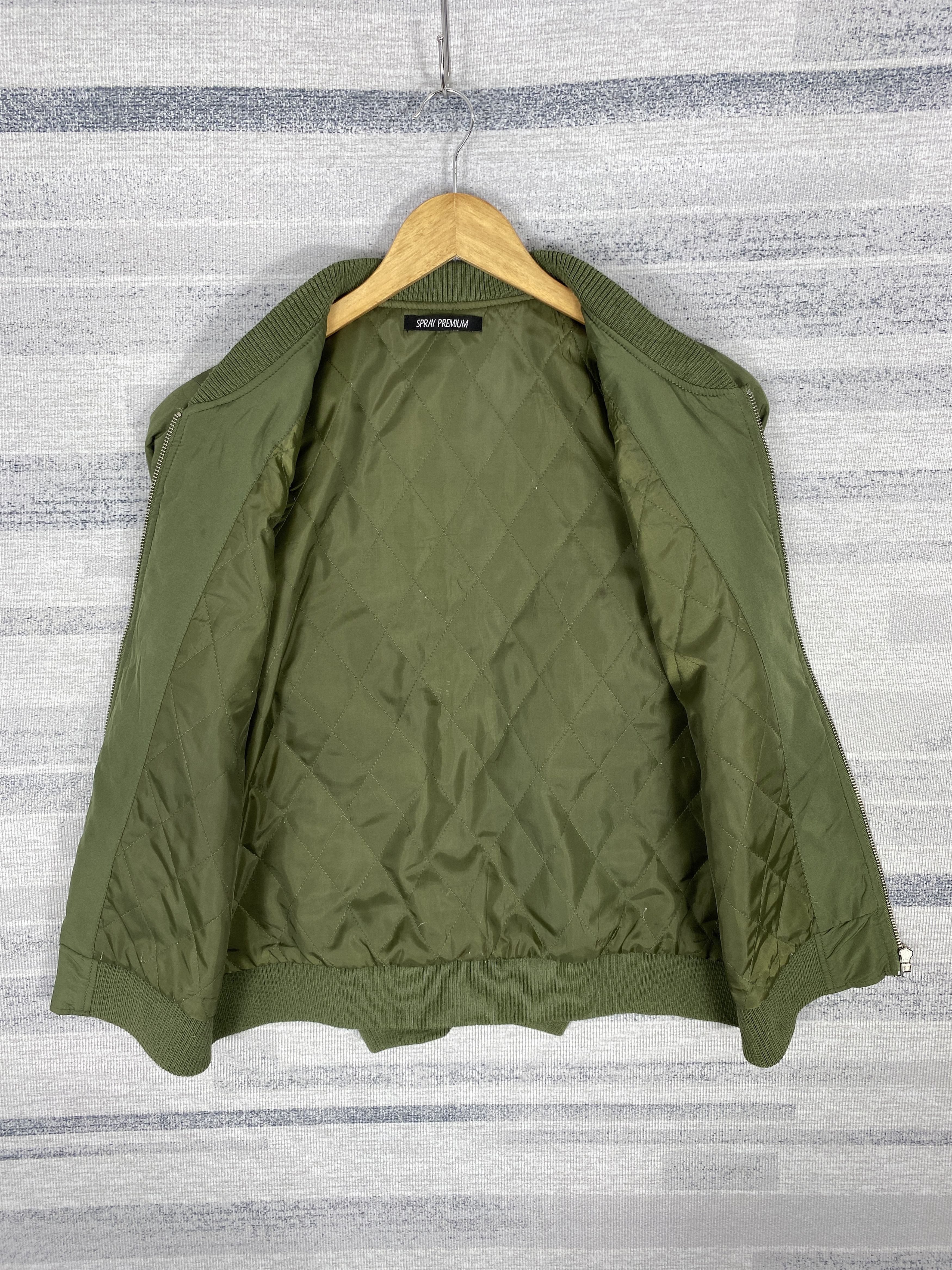 Japanese Brand Vintage Spray Premium Bombers Jacket K0167 Size US S / EU 44-46 / 1 - 8 Thumbnail