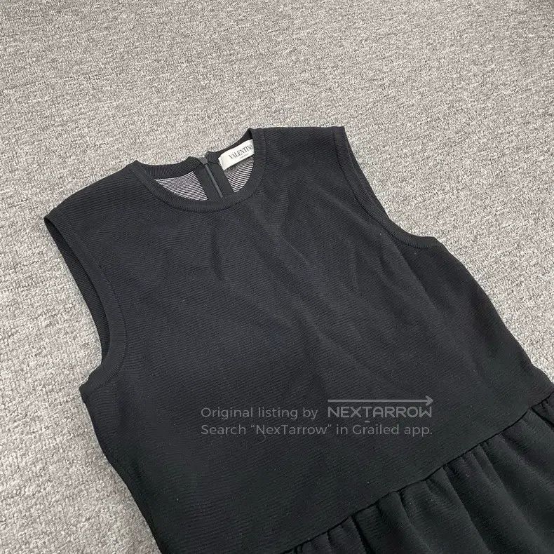 Valentino Valentino knitted dresses Size L / US 10 / IT 46 - 3 Thumbnail