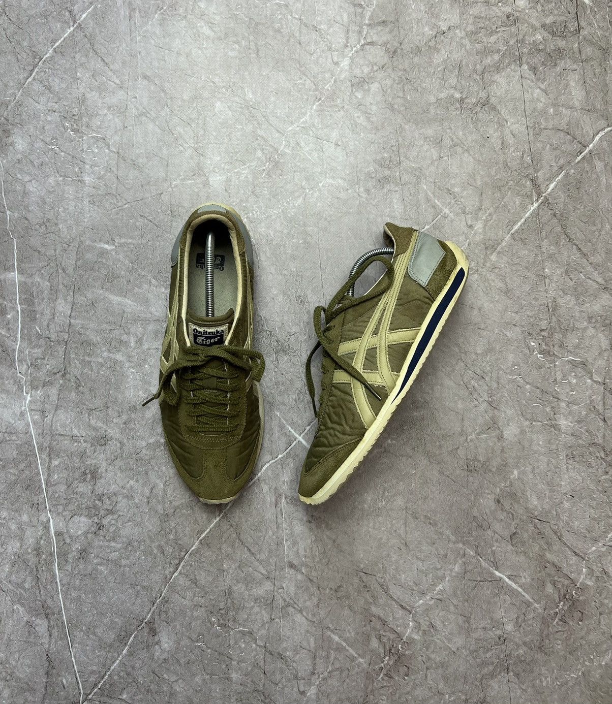 Asics Vintage ASICS Onitsuka Tiger Mexico 66 Sneakers Size US 9 / EU 42 - 5 Thumbnail