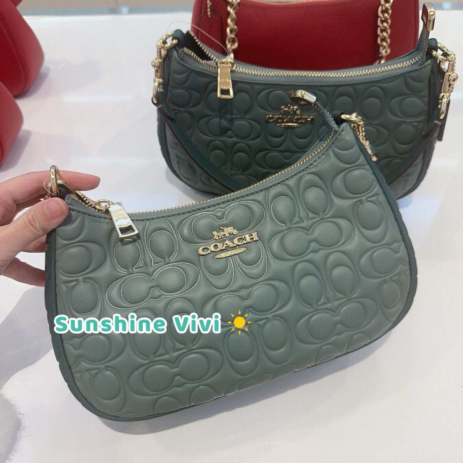 Coach NWT Coach Teri Shoulder Bag In Signature Leather CY674 Size ONE SIZE - 1 Thumbnail