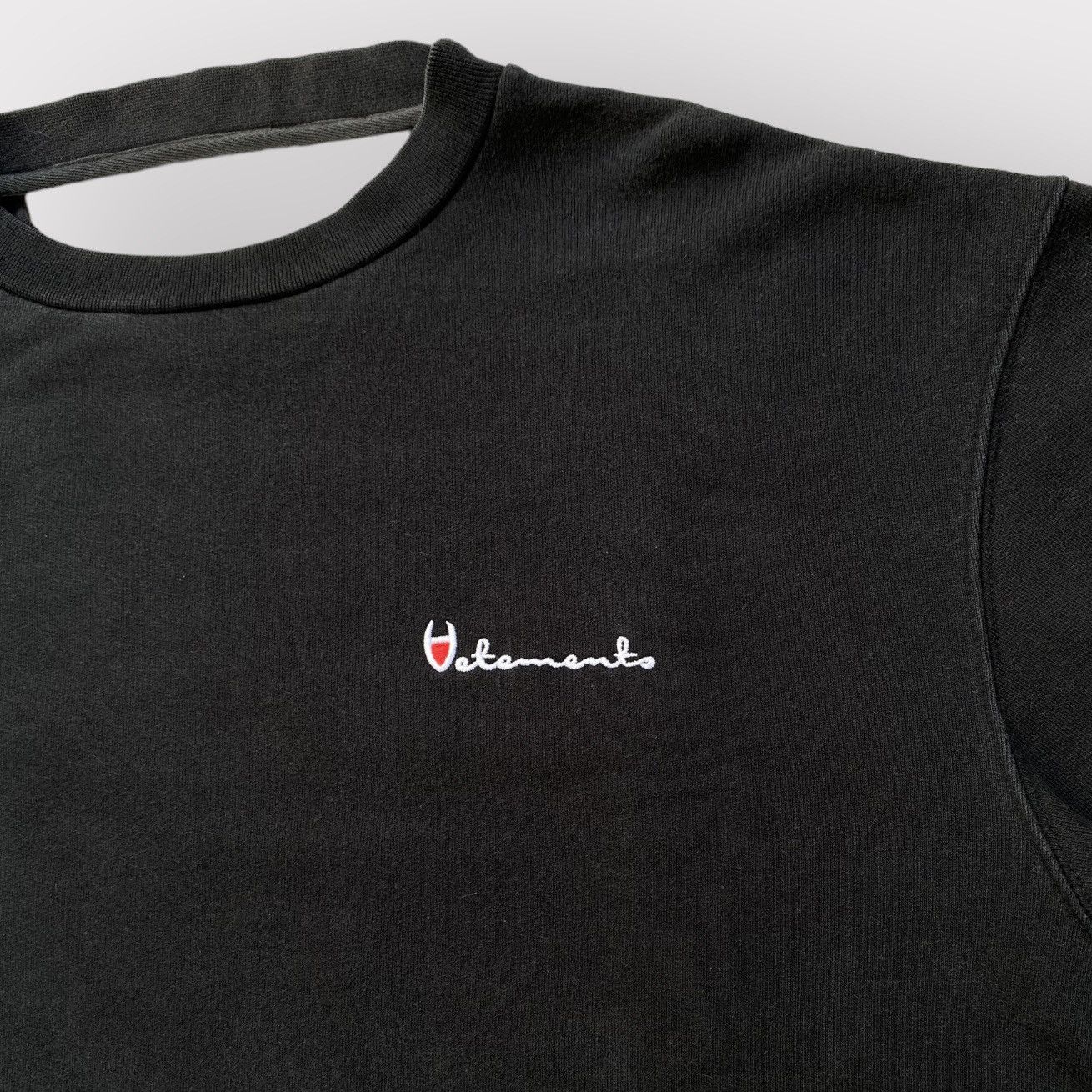 Vetements SS16 champion Crewneck Sweater Size US XS / EU 42 / 0 - 4 Thumbnail