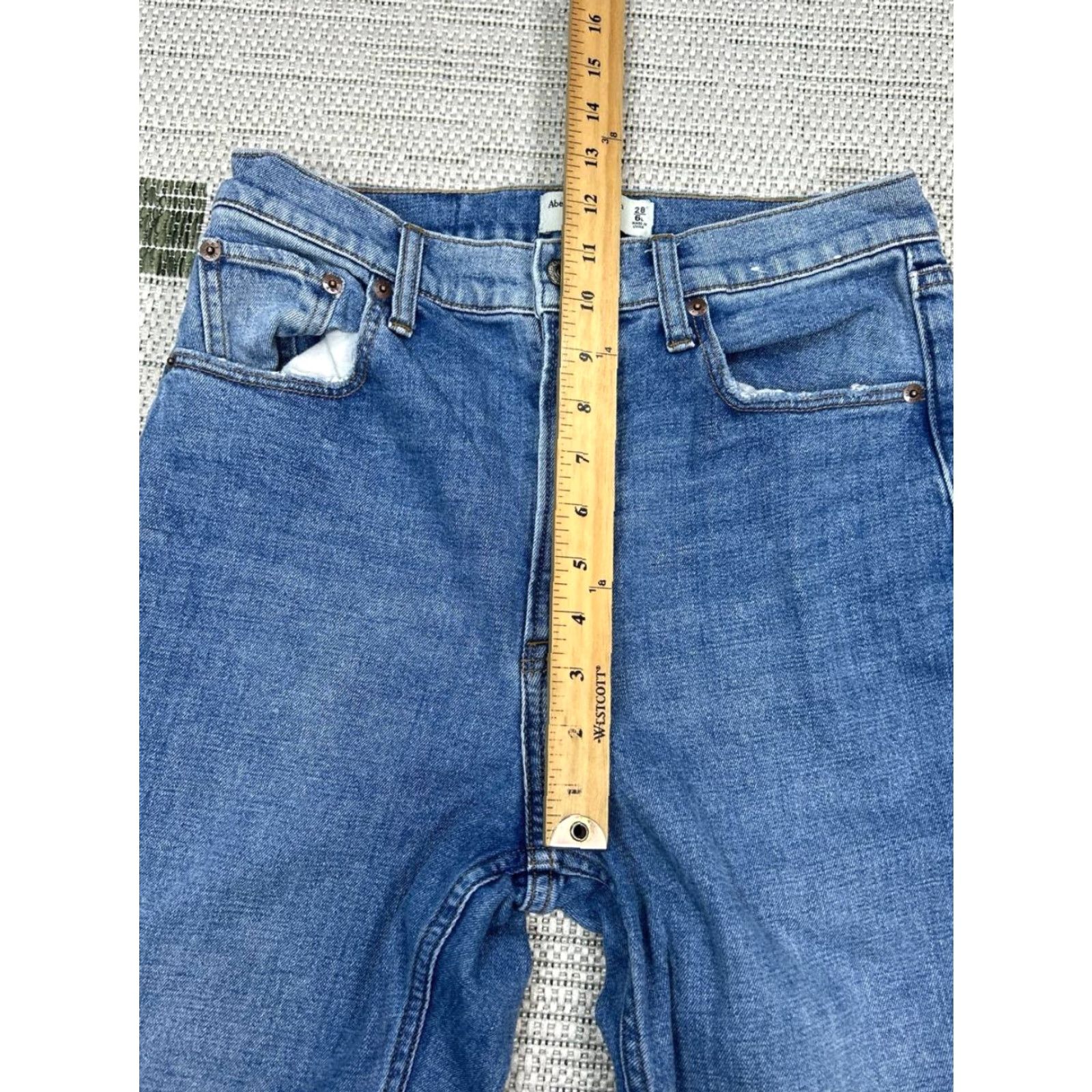 Abercrombie & Fitch Abercrombie & Fitch Jeans Ankle Womens 28x28 Blue 28 Inseam 28in High Rise Straight Ultra 6 XS? Size 28" / US 6 / IT 42 - 7 Thumbnail